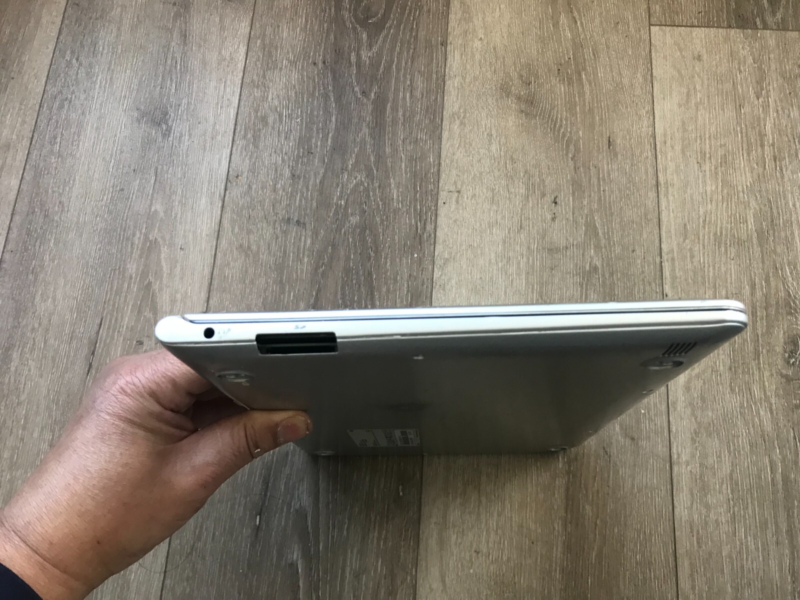 Samsung XE303C12-A01US 11.6″ 5 Dual Core 1.70GHz 2GB 16GB Chromebook