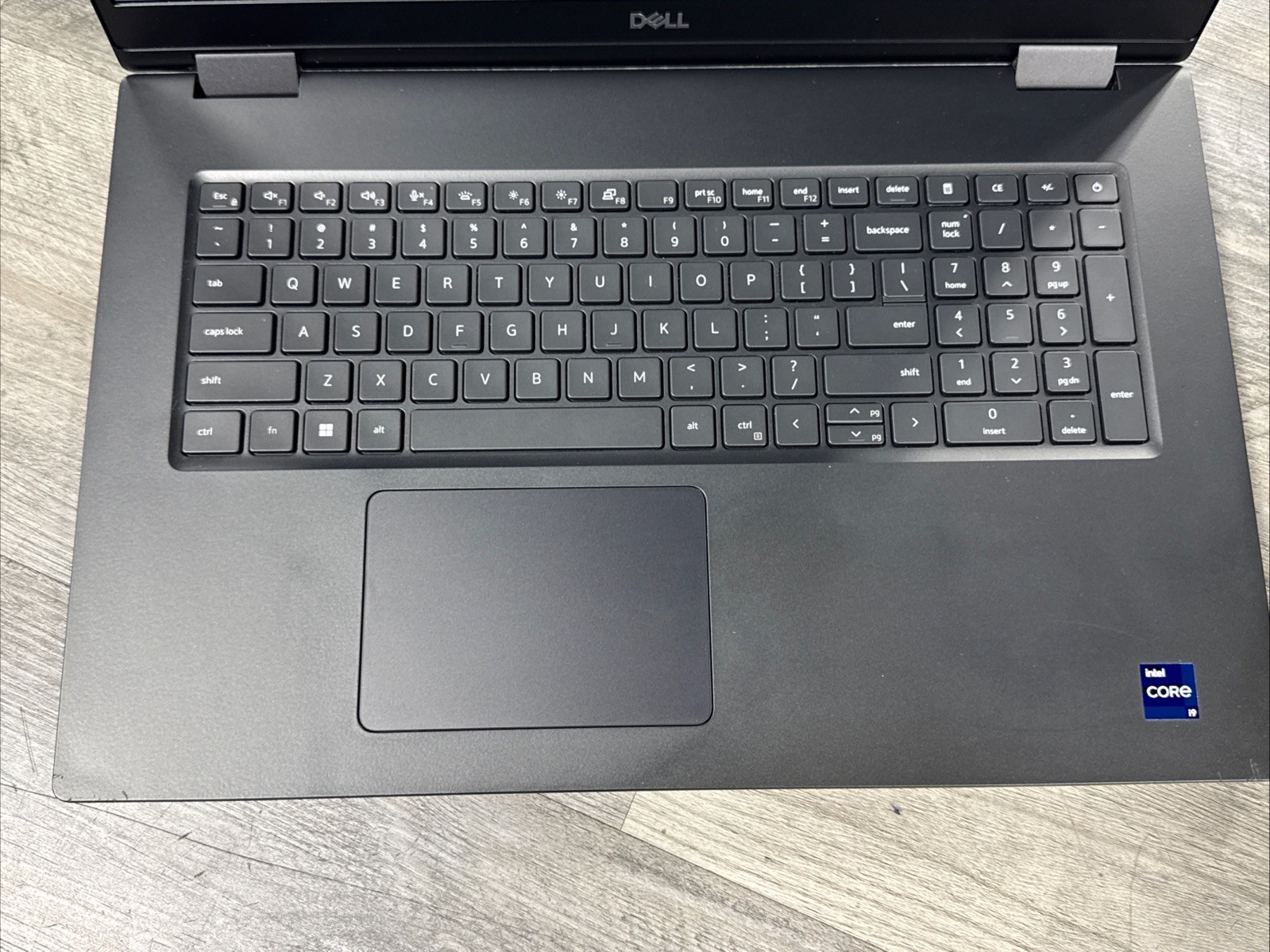 Dell Precision 7780 17.3″ FHD i9-13950HX 64GB RAM 3.6TB SSD NVIDIA RTX 2000 Ada