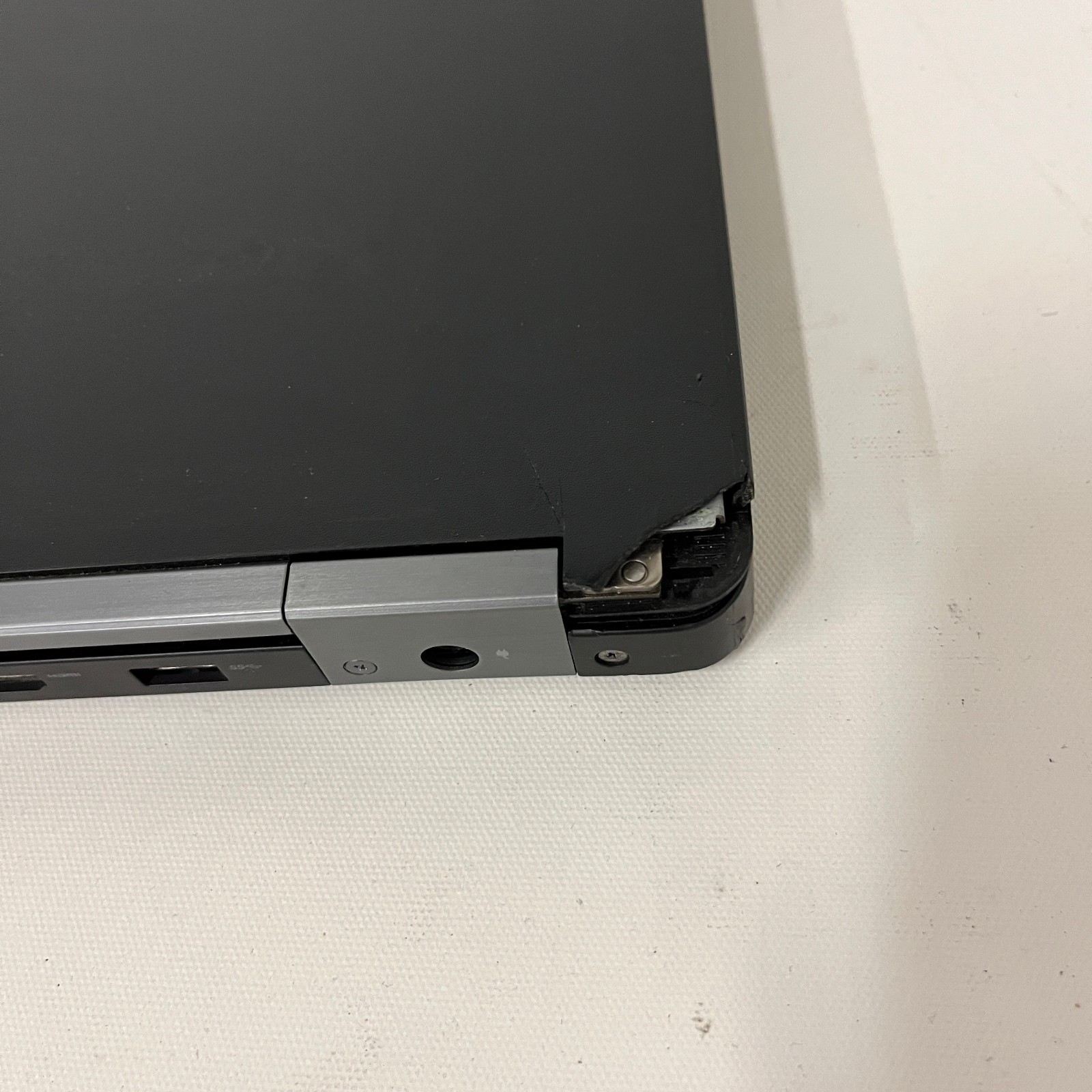 Dell Latitude E5570 i7-6820HQ @2.70GHz | 500GB SSD | 16GB RAM | No OS | Lot of 9