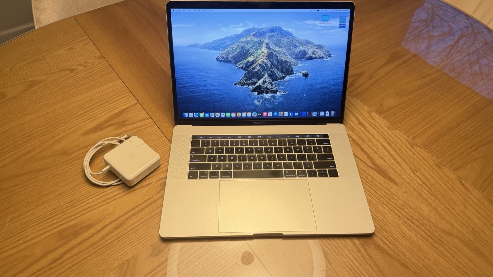 *Loaded*Apple MacBook Pro 15.4” 16GB RAM 512GB SSD 🔋New Battery🔋