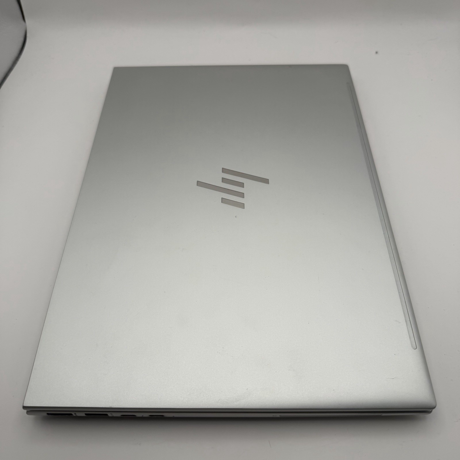 HP EliteBook 840 G10, 14” i7 1355U, 32GB 1TB SSD – Windows 11 Pro