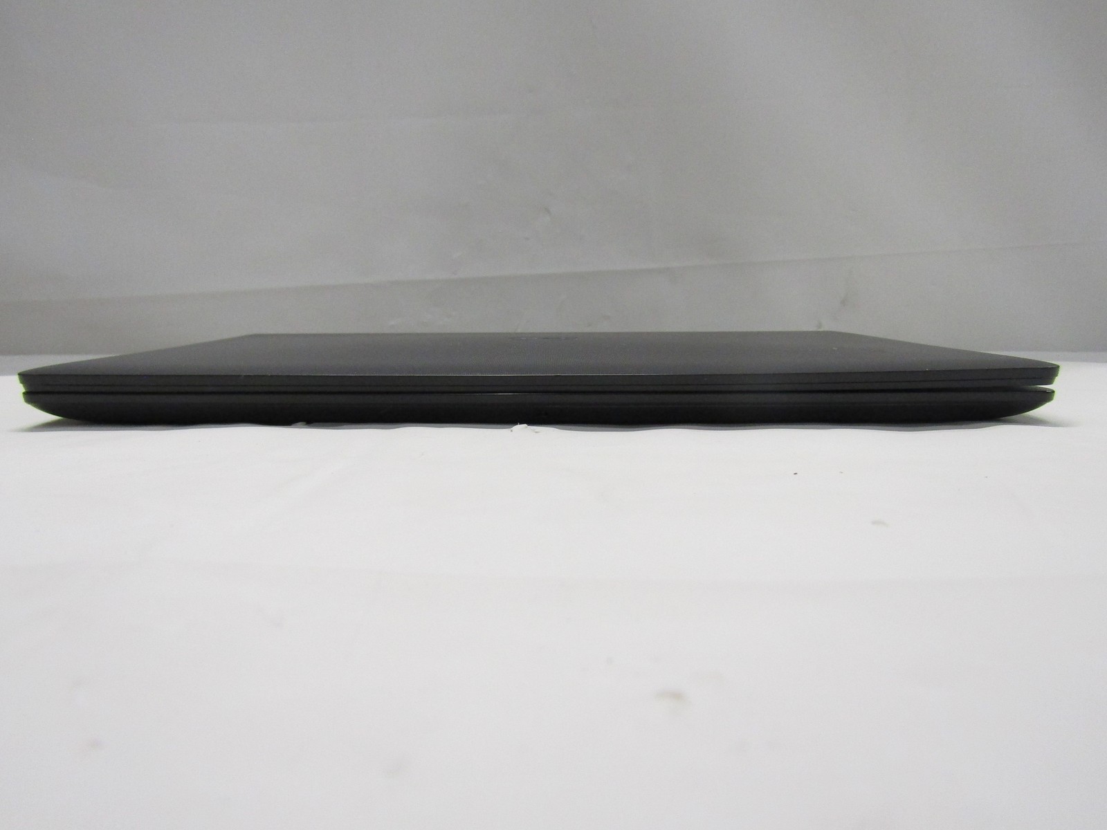 Dell Vostro 3420 2.80GHz Intel Core i7-1165G7 8GB RAM 512GB SSD 14″ FHD NO OS