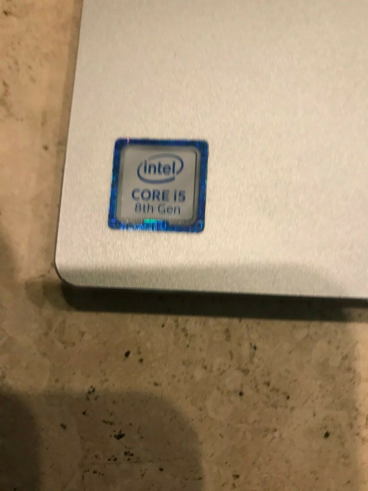 Lenovo IdeaPad 720S-14IKB (Model No. 81BD000TUS)