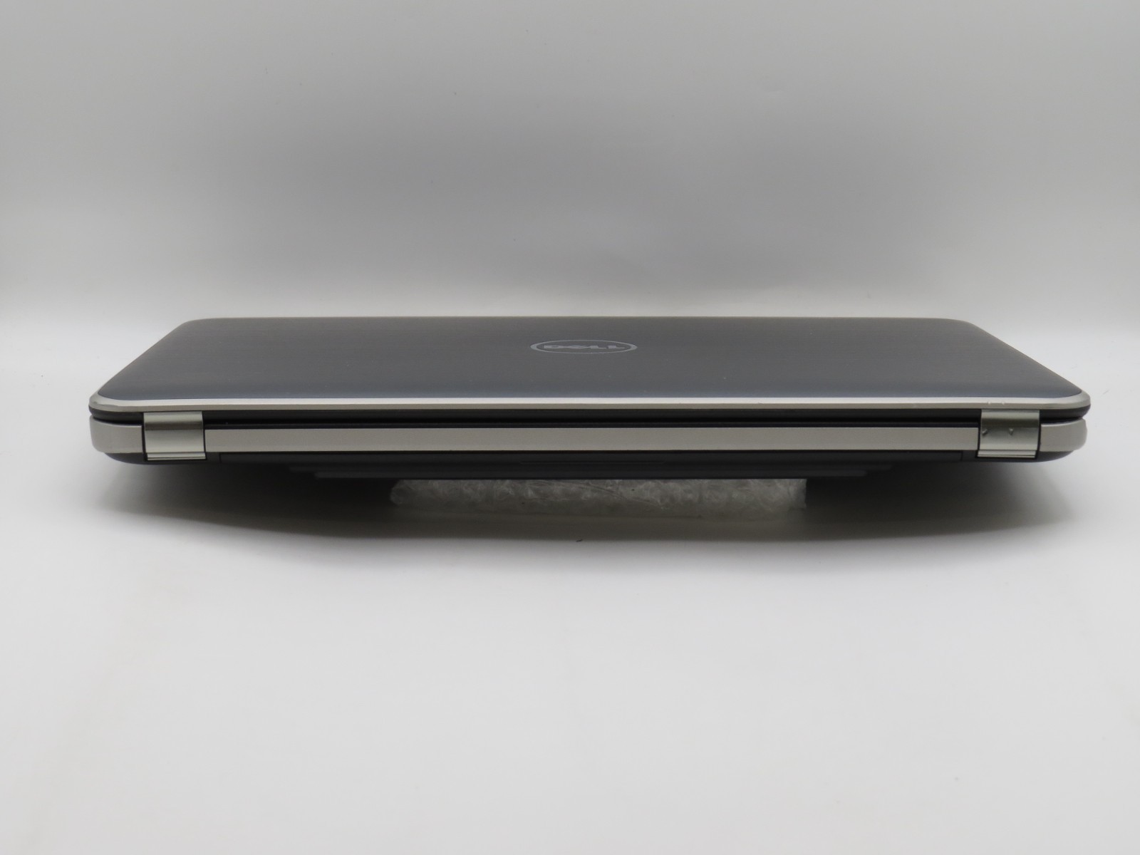 Dell Inspiron 15R 5537 | i5-4200U@1.8GHz | 8GB DDR3 | 256GB SSD | 15.6″ | No OS
