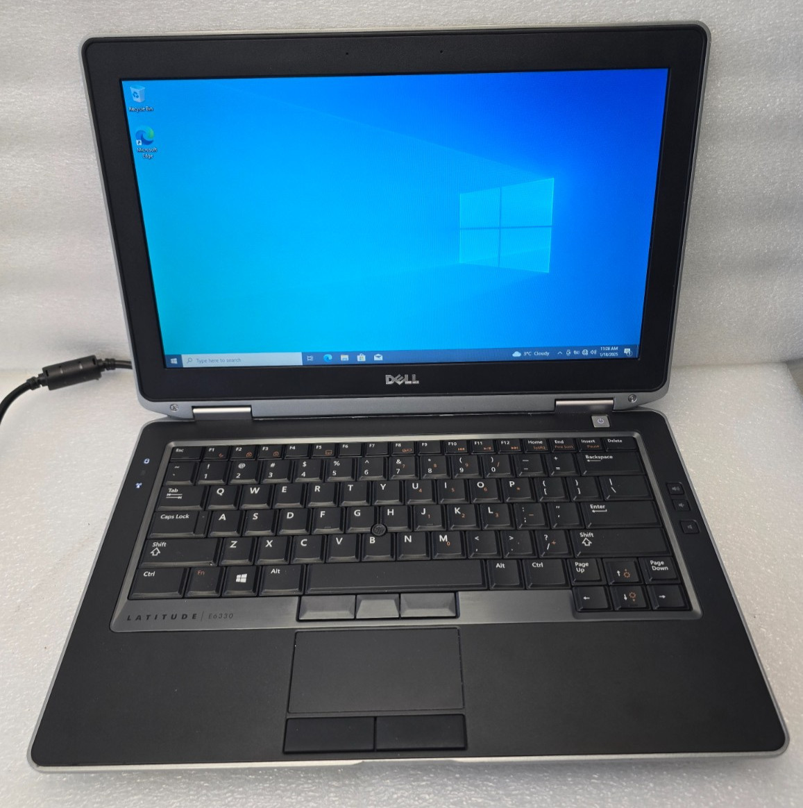 Dell Latitude E6330 i5-3380 2.9GHz 8GB RAM 320GB Win 10 (No batt,No Ac Adapter)
