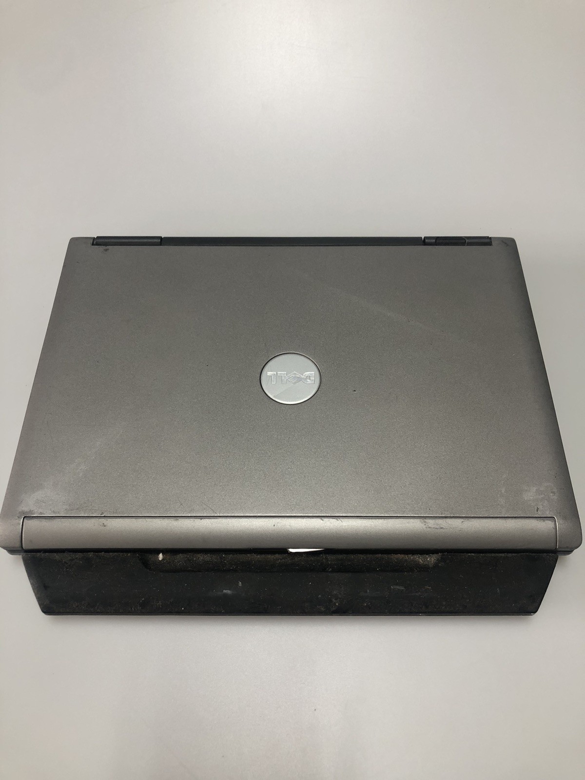 Dell Latitude D420 12.1” Laptop Intel Core Solo No HDD/Connector