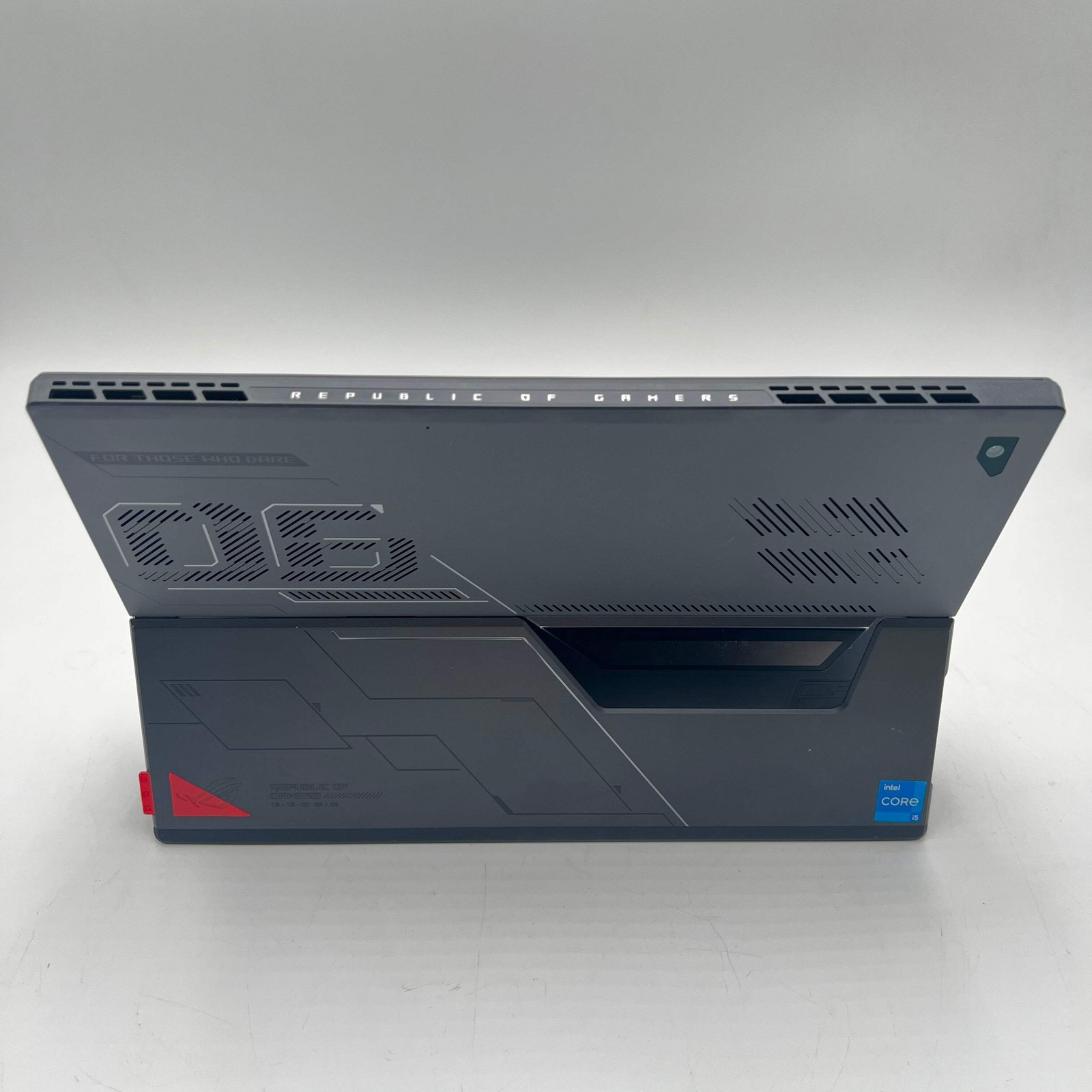 Asus Rog Flow Z13 GZ301Z 13-inch Core i5 12th Gen 16GB RAM Iris Xe Graphics Used