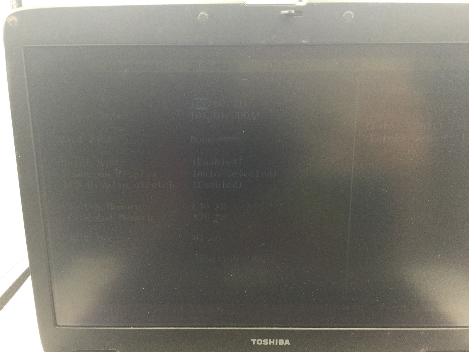 TOSHIBA SATELLITE M35X-S161 – BOOTS TO BIOS – NO RAM – INTEL CELERON – READ – BB