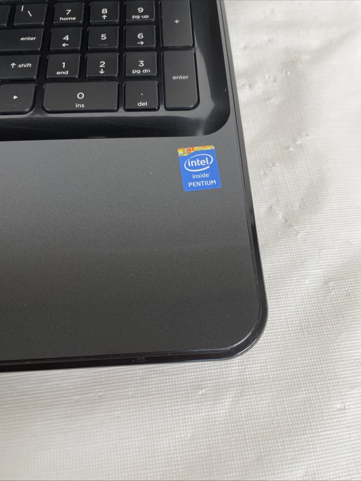 HP 15 Notebook PC Pentium N3530 @ 2.16GHz 4 GB NO HDD NO OS – READ