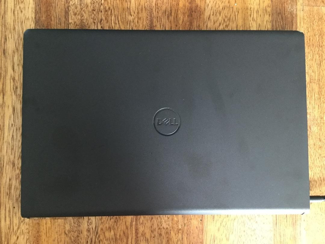 Apple iPod 6th Generation 128 GB + Dell Inspiron 15 DC15255 AMD Ryzen 3 Laptop