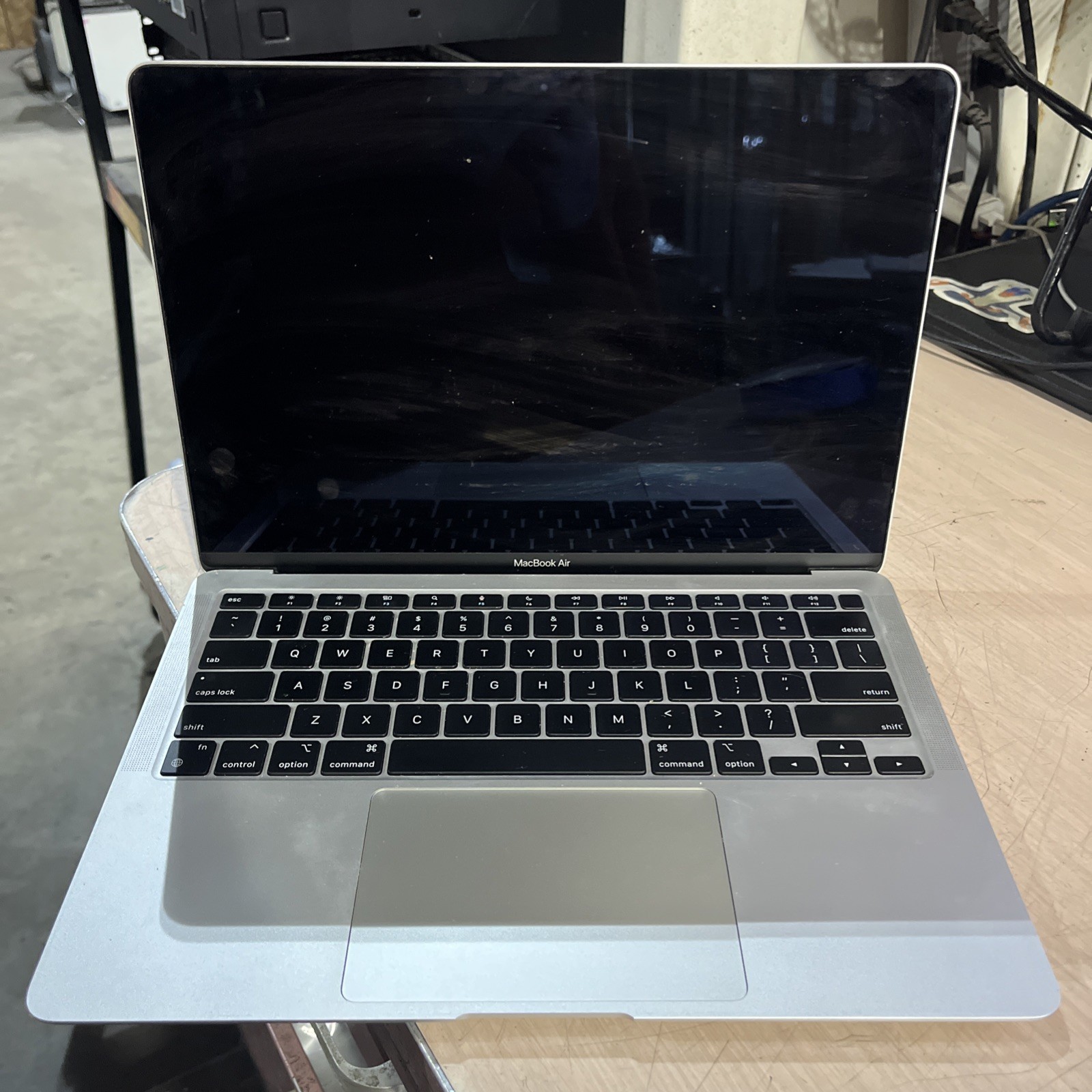 APPLE MACBOOK AIR 13″ 8 CPU/7 GPU “M1” 3.2GHZ 8GB RAM 128SSD