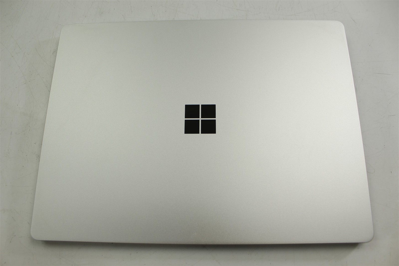 Microsoft Surface Laptop Go 2 2013 12.4″ i5-1135G7 256GB SSD 16GB RAM W11H