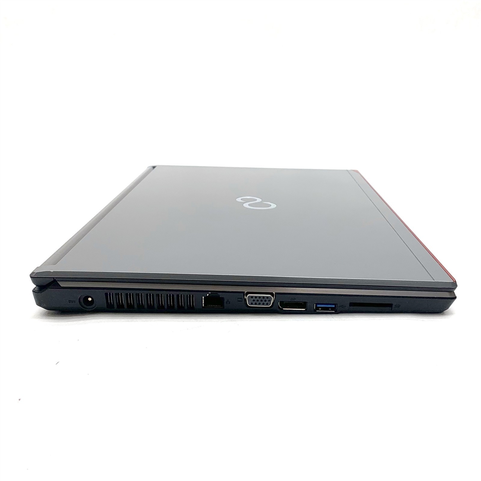 Fujitsu Lifebook E756 15″ Intel i7-6600U 2.60GHz 8GB 240GB SSD Win11 Dark Screen