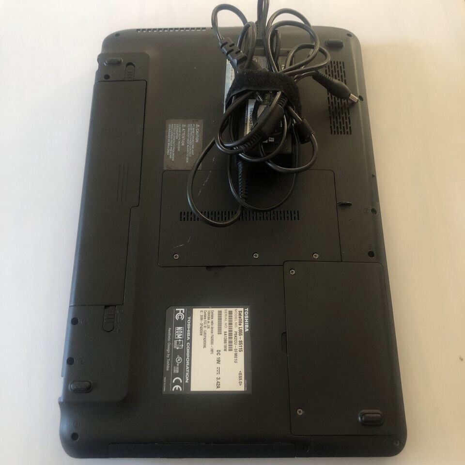 Toshiba L655-S5105 INTEL i3-M370 CPU | 8GB RAM 500gb HD WIN 10 HOME 15.6” +extra