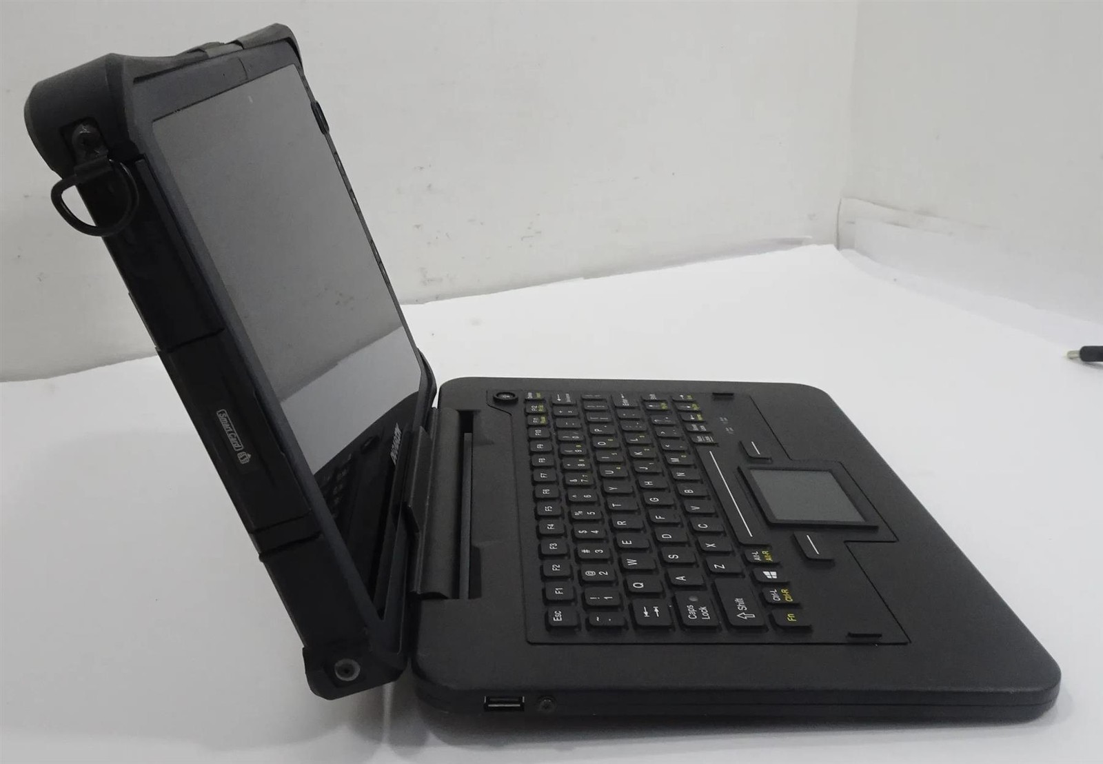 DURABOOK U11I Rugged 11.6″ Core i5-10210Y 1.0GHz 16GB No SSD Touch Screen