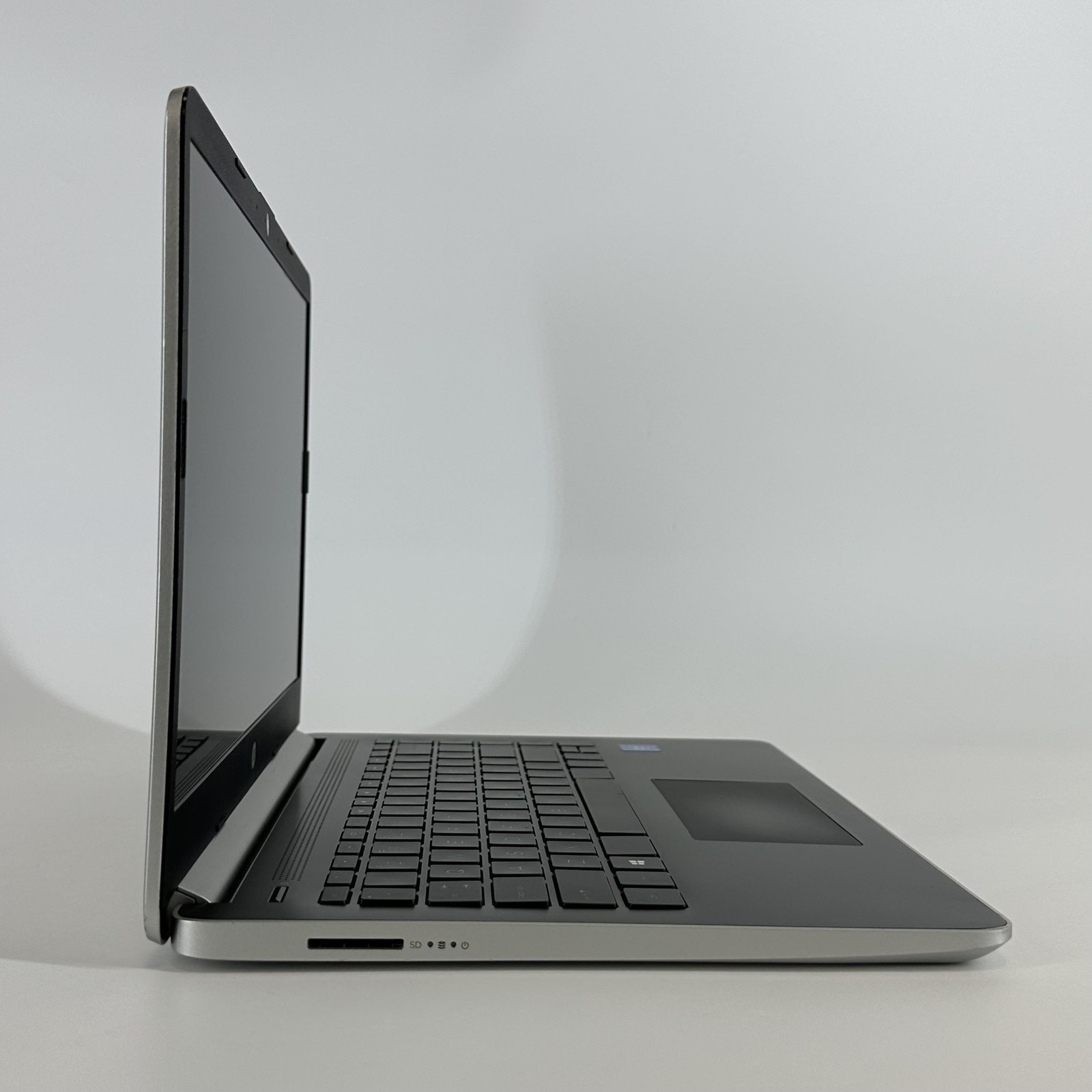 HP Laptop 14 Silver FHD i5-1035G4 1.10GHz 20GB 1TB SSD Good