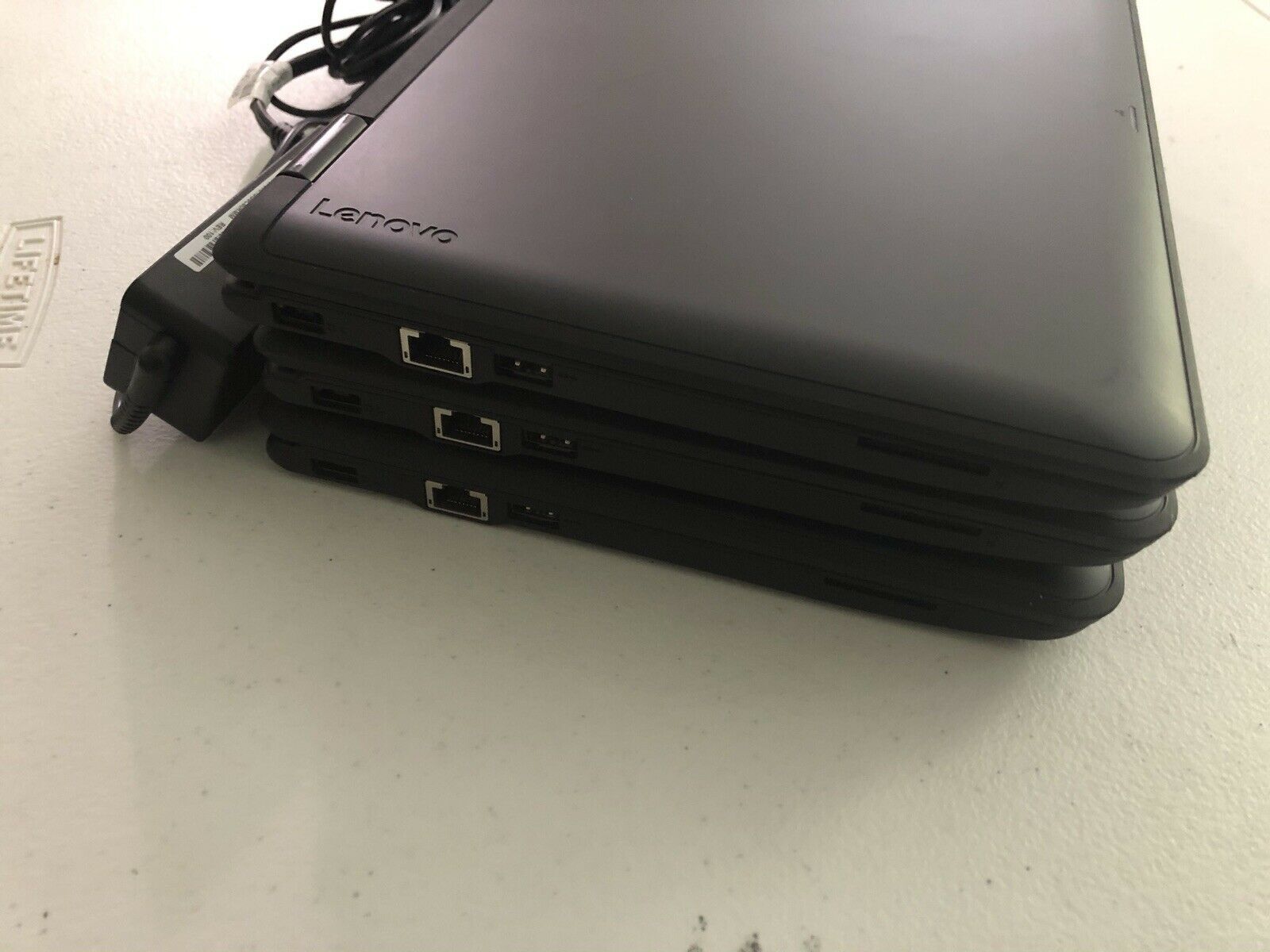 Lenovo ThinkPad 11E 11.6″ (300GB HDD, Intel Celeron, 1.8GHz, 4GB RAM) Laptop – B