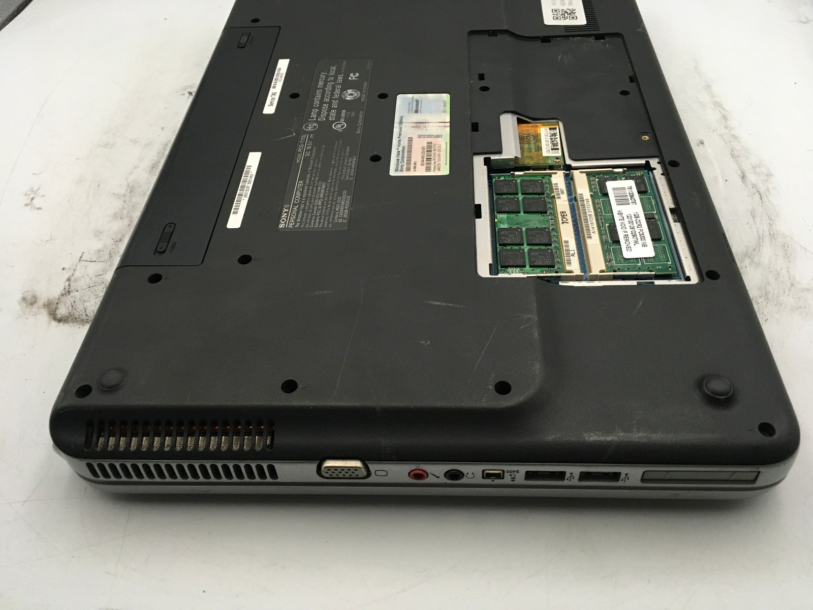 SONY VAIO PCG 7113L – BOOTS TO BIOS – INTEL CORE 2 DUO – 2GB RAM – 15″ -READ- BB