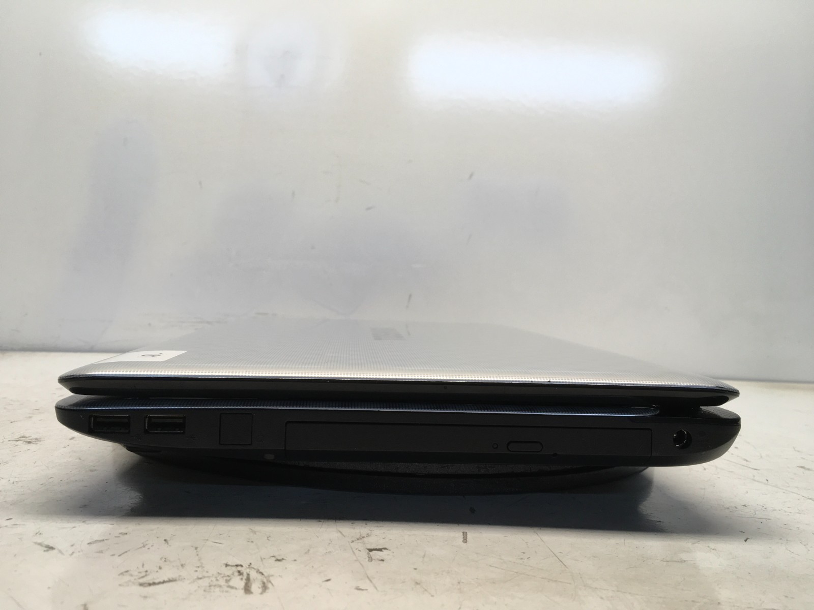 Toshiba Satellite L755-S5216 Intel Pentium B940 2GHz 4 GB NO HDD