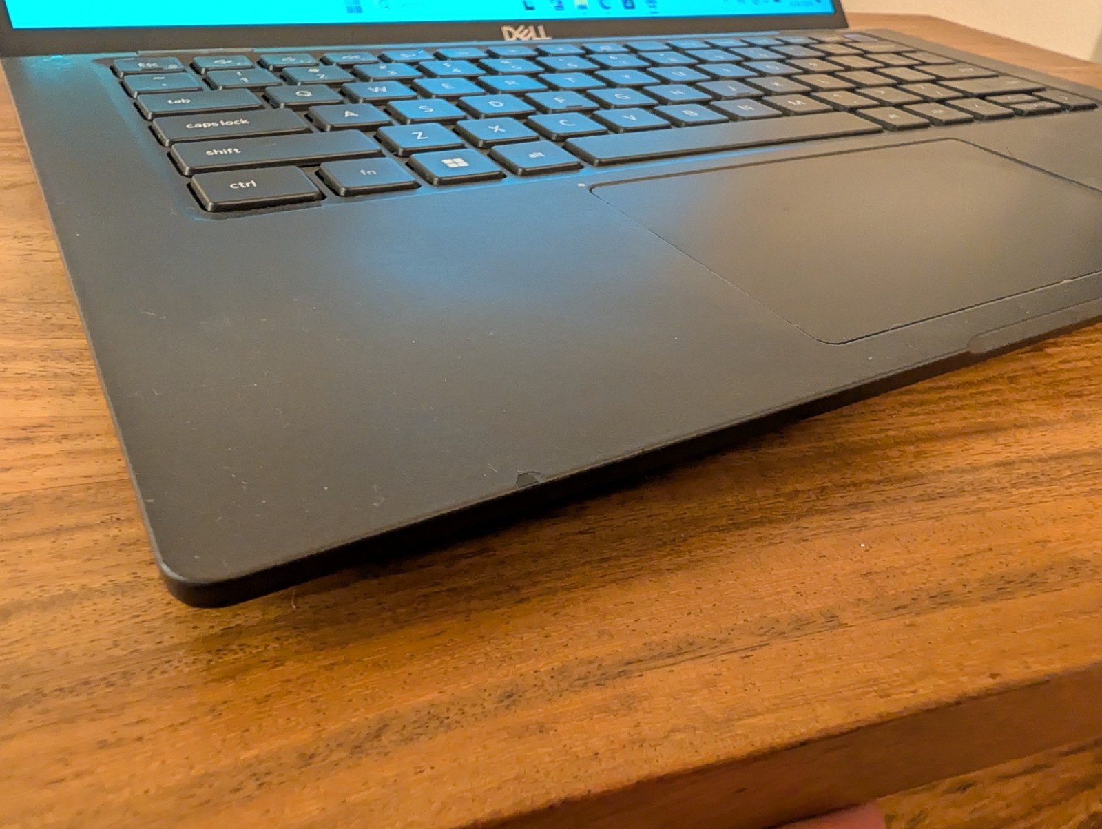 Dell Latitude 7420 14″ (Intel Core i7-1185G7 16GB RAM, 512GB SSD) PLEASE READ