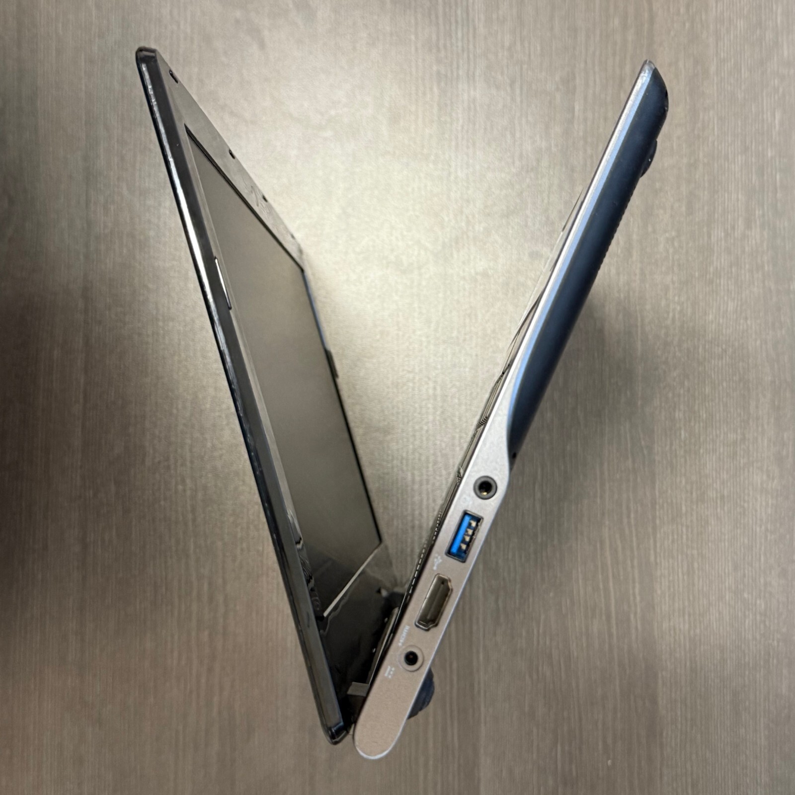 Acer C720 Chromebook C720-2844 11.6″ 16GB, , 1.4GHz, 4GB Gray Notebook