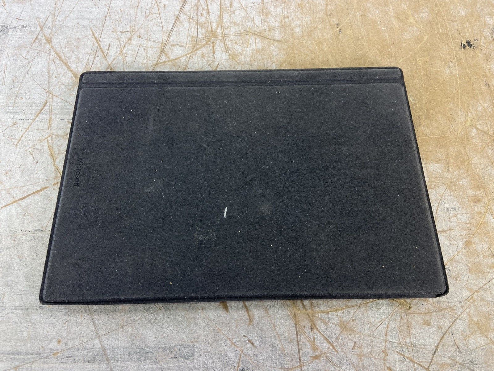 MICROSOFT SURFACE 1866 i5-1035G4 @ 1.1 GHz, 8GB RAM, 256GB SSD, WINDOWS 10