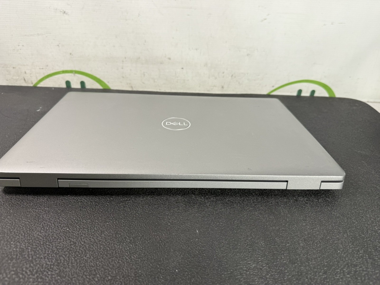 Dell Latitude 5520 15.6″ i5-1145G7 2.6GHz 16GB DDR4 256GB M.2 Laptop W11 Pro