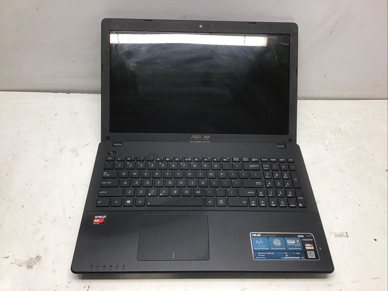 Asus X552EA-DH42 AMD A4-5000 Quad Core 1.5GHz No RAM NO HDD No Batt