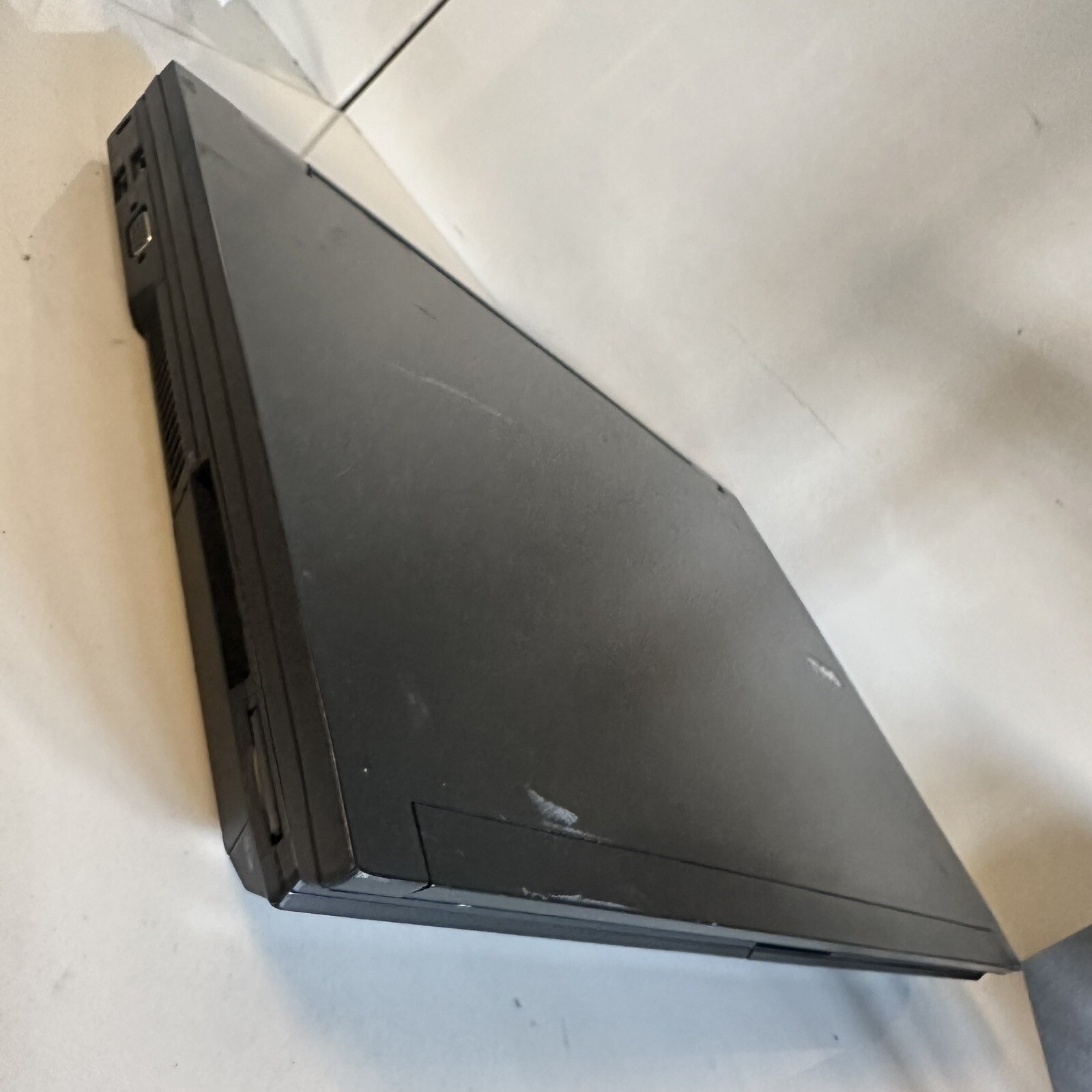 15.4” Dell Latitude E6500 Intel Core 2 Duo 2.26GHz 3GB RAM 160GB HDD