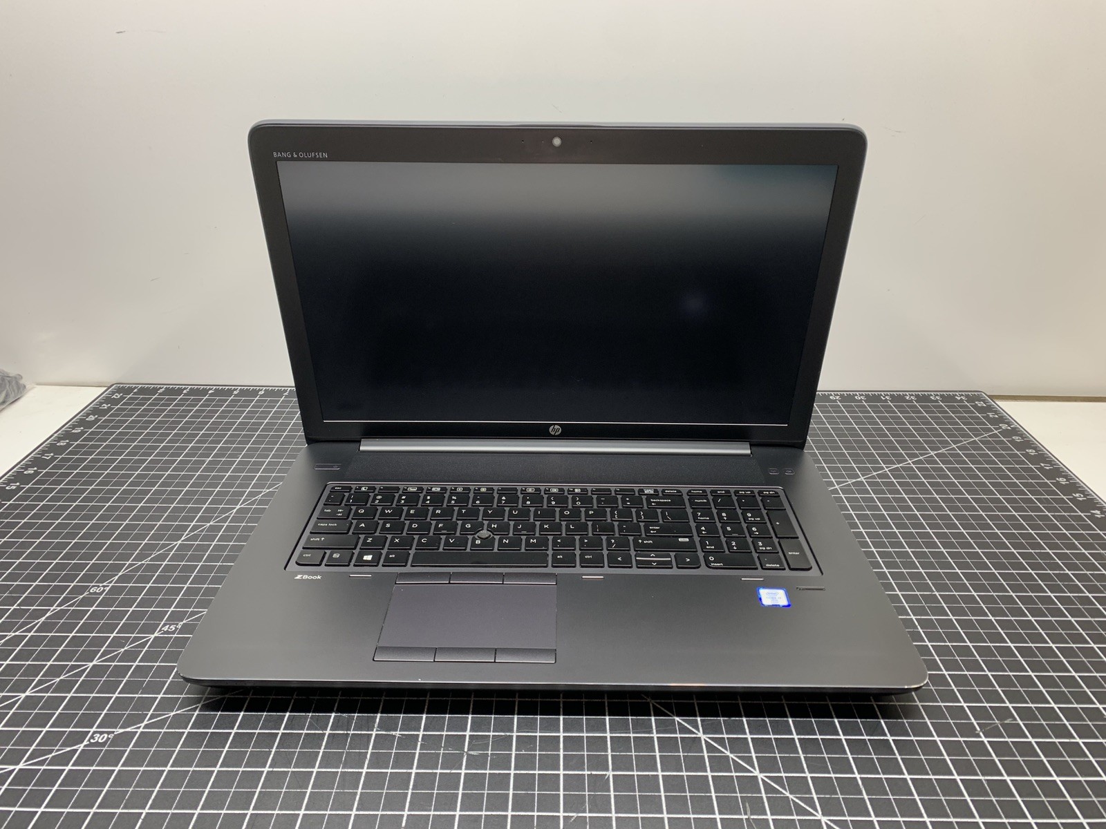 HP ZBook 17 G3 Intel i7 6th Gen | 32GB RAM, NO SSD, NO BATTERY | Dead | #P244