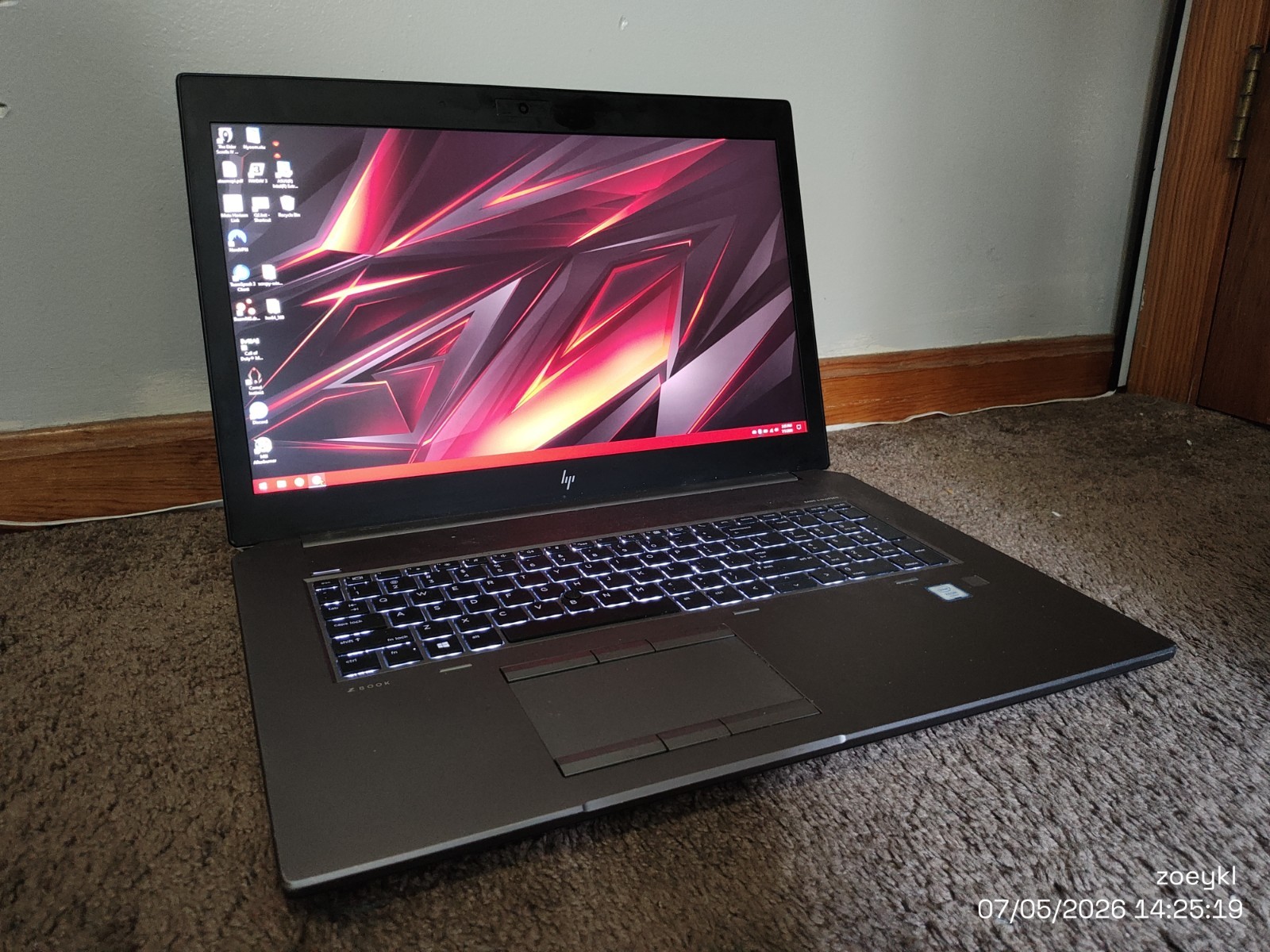 HP ZBook 17 G6 | Xeon E2286M | 64GB ECC RAM | RTX 5000 16GB | 3x 1TB Samsung SSD