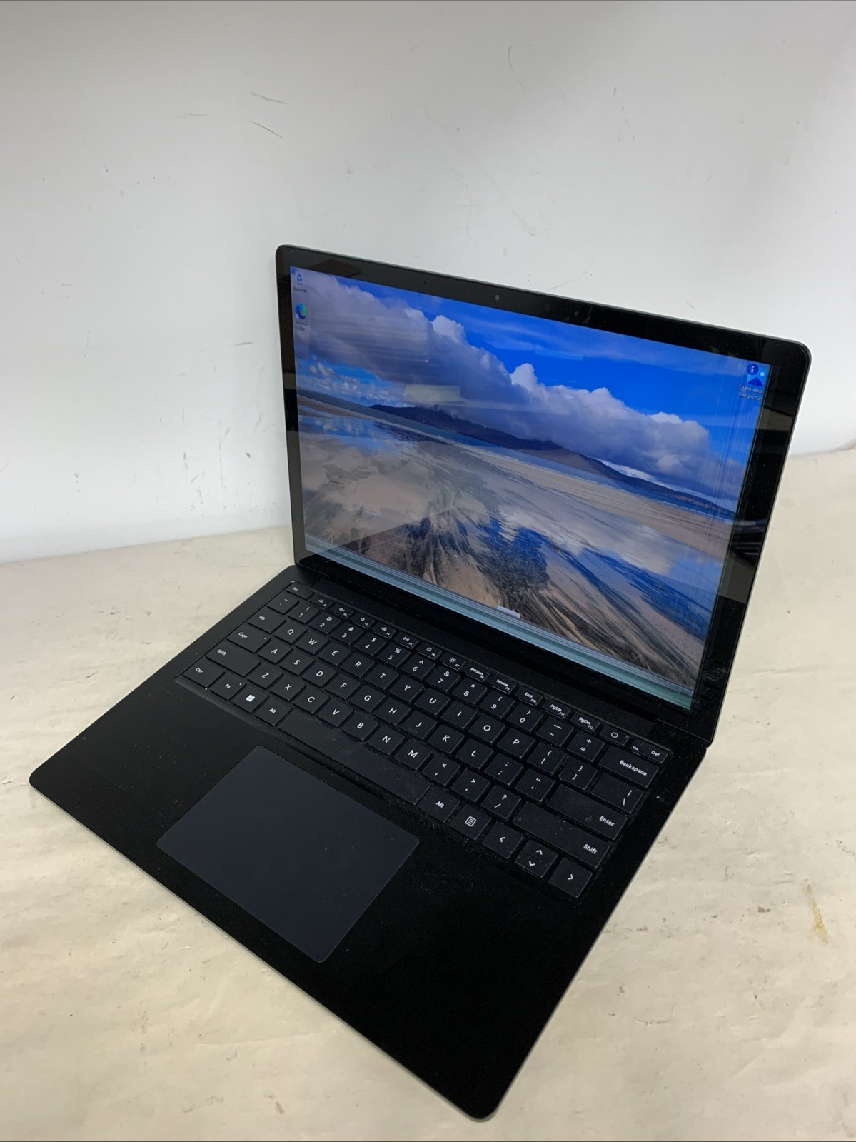 Microsoft Surface Laptop 5 1951 13.5″ i5-1245U 1.1GHz 8GB RAM 256GB SSD