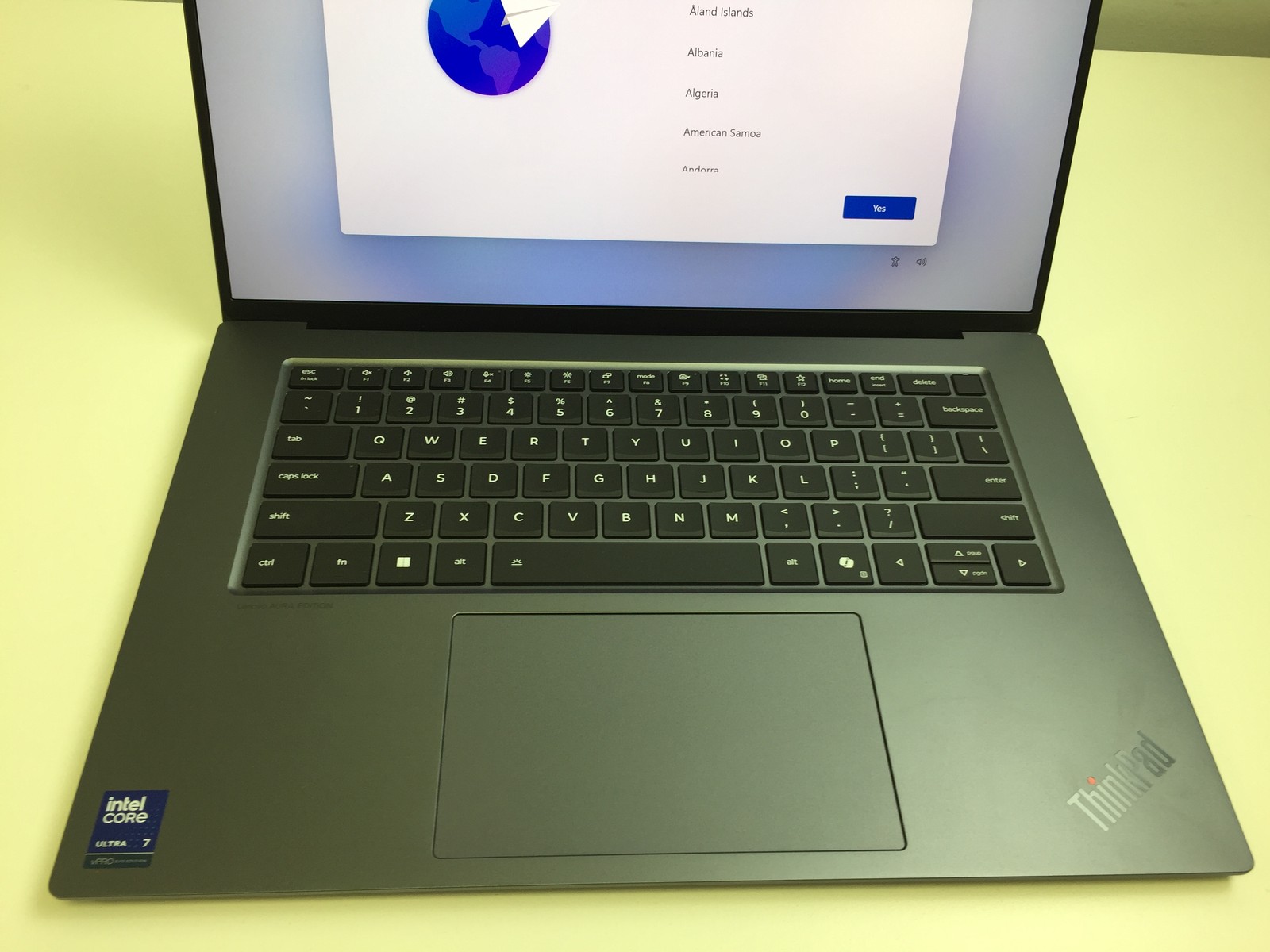 Lenovo ThinkPad X9-15 Gen 121Q60025US – Intel Core Ultra 7, 32 GB RAM, 1TB SSD