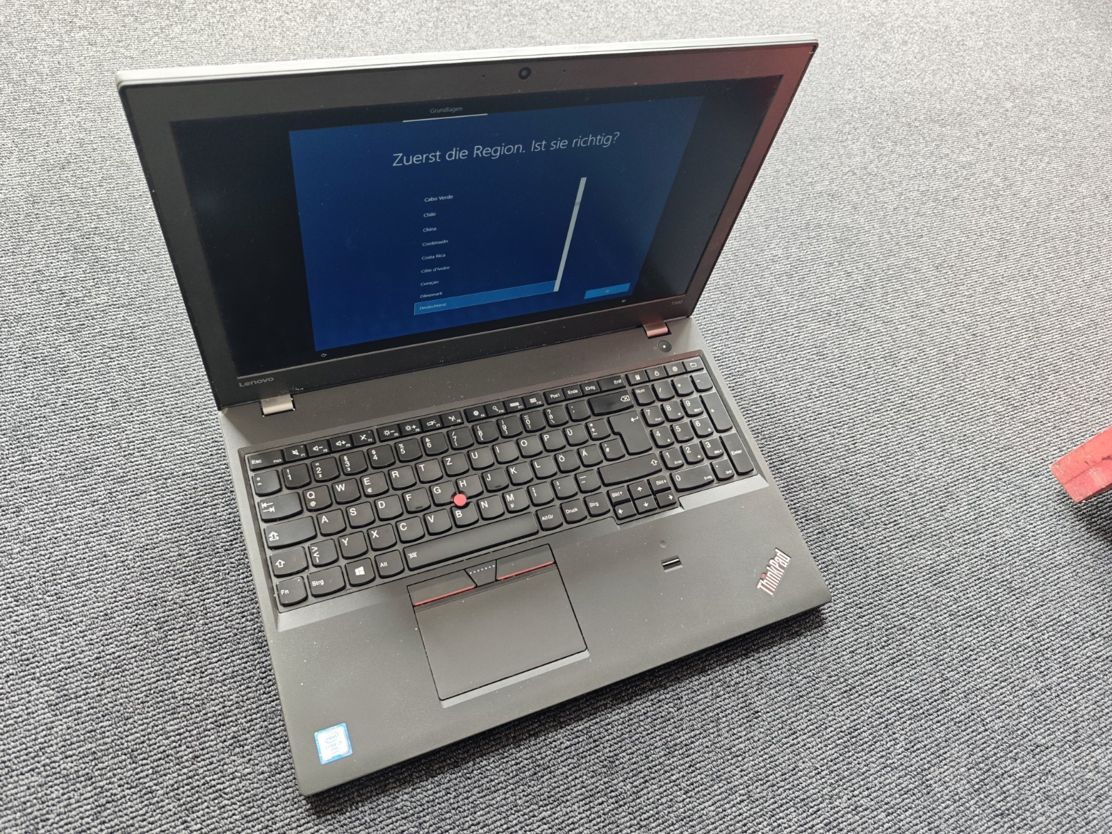 Lenovo ThinkPad T560 15.6 inch (500GB HDD, Intel Core i5 6th Gen., 2.40 GHz, 16 GB
