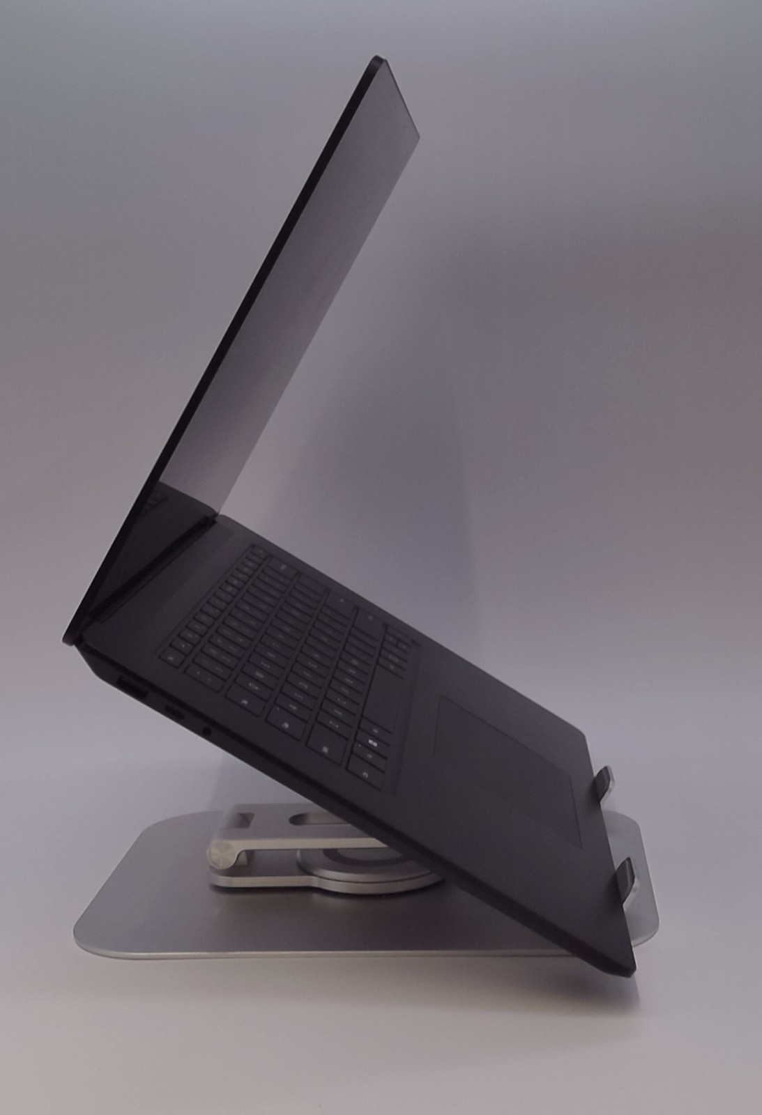 Microsoft Surface Laptop 4 1979 15″ No-Touch Intel i7-1185G7 32GB 1TB USED W/AC
