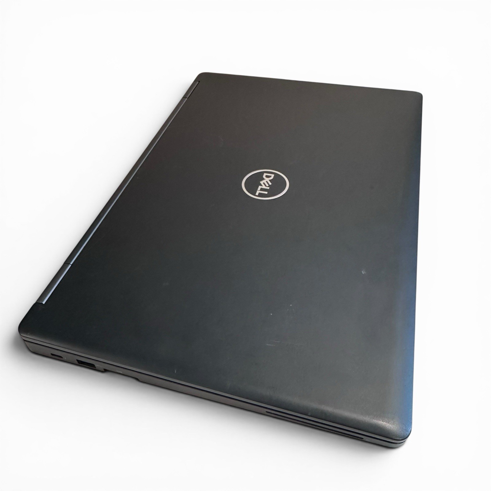 Dell Latitude 5580 – i5-7440HQ 7th Gen | 8GB RAM | 256GB SSD | Windows 11