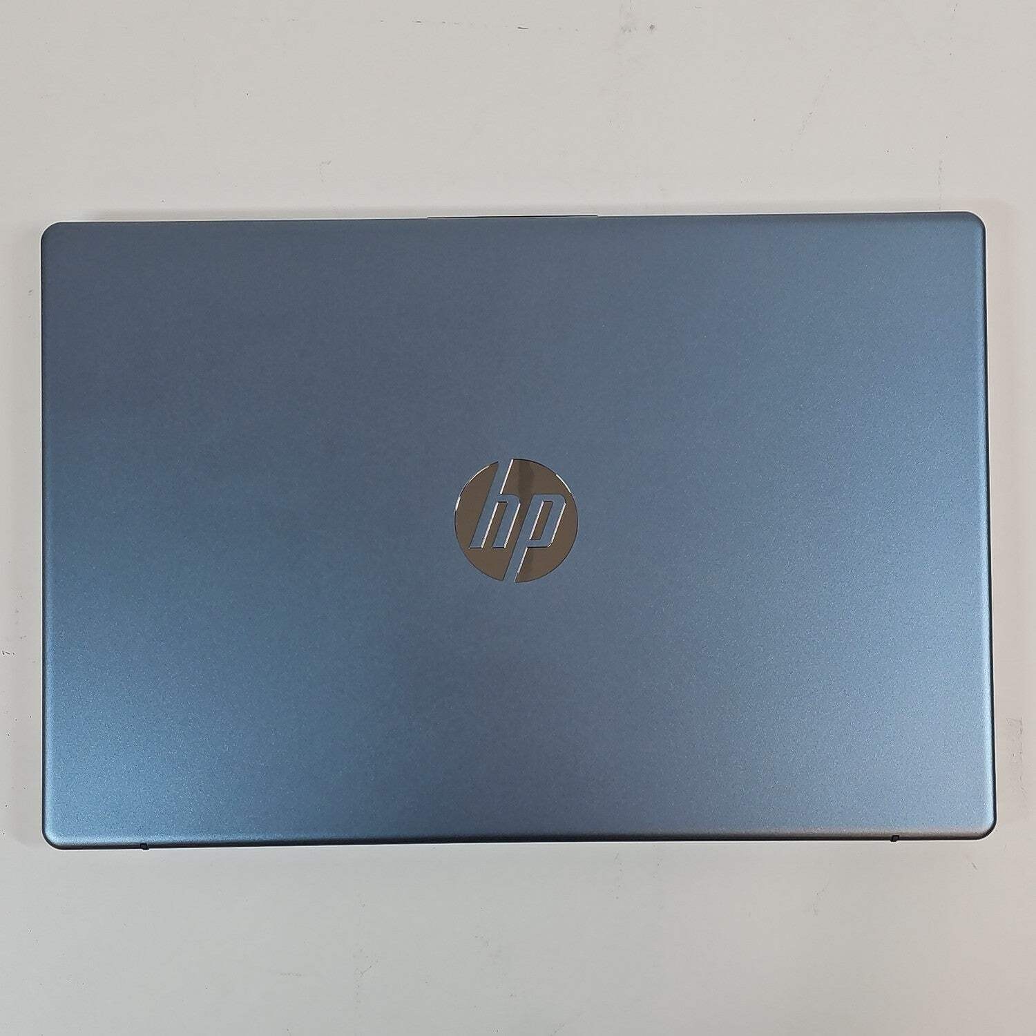 HP Laptop 14-EM0002WM 13.9″ Athlon Silver 7120U 2.4GHz 4GB RAM 128GB SSD