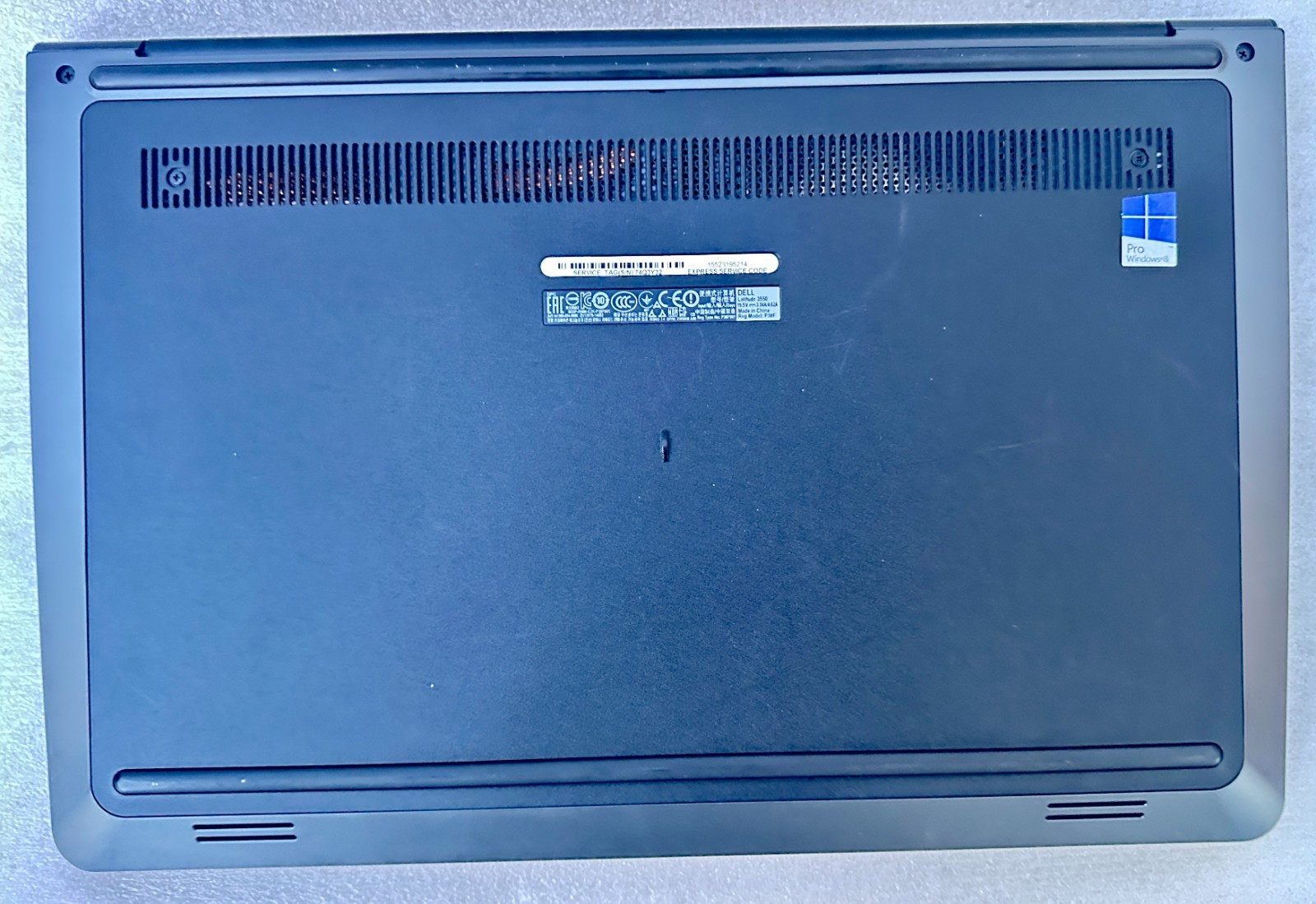 Dell Latitude 3550 15,6″ i3-5200U CPU @ 2,20 GHz 4 Go de RAM 500 Go HDD