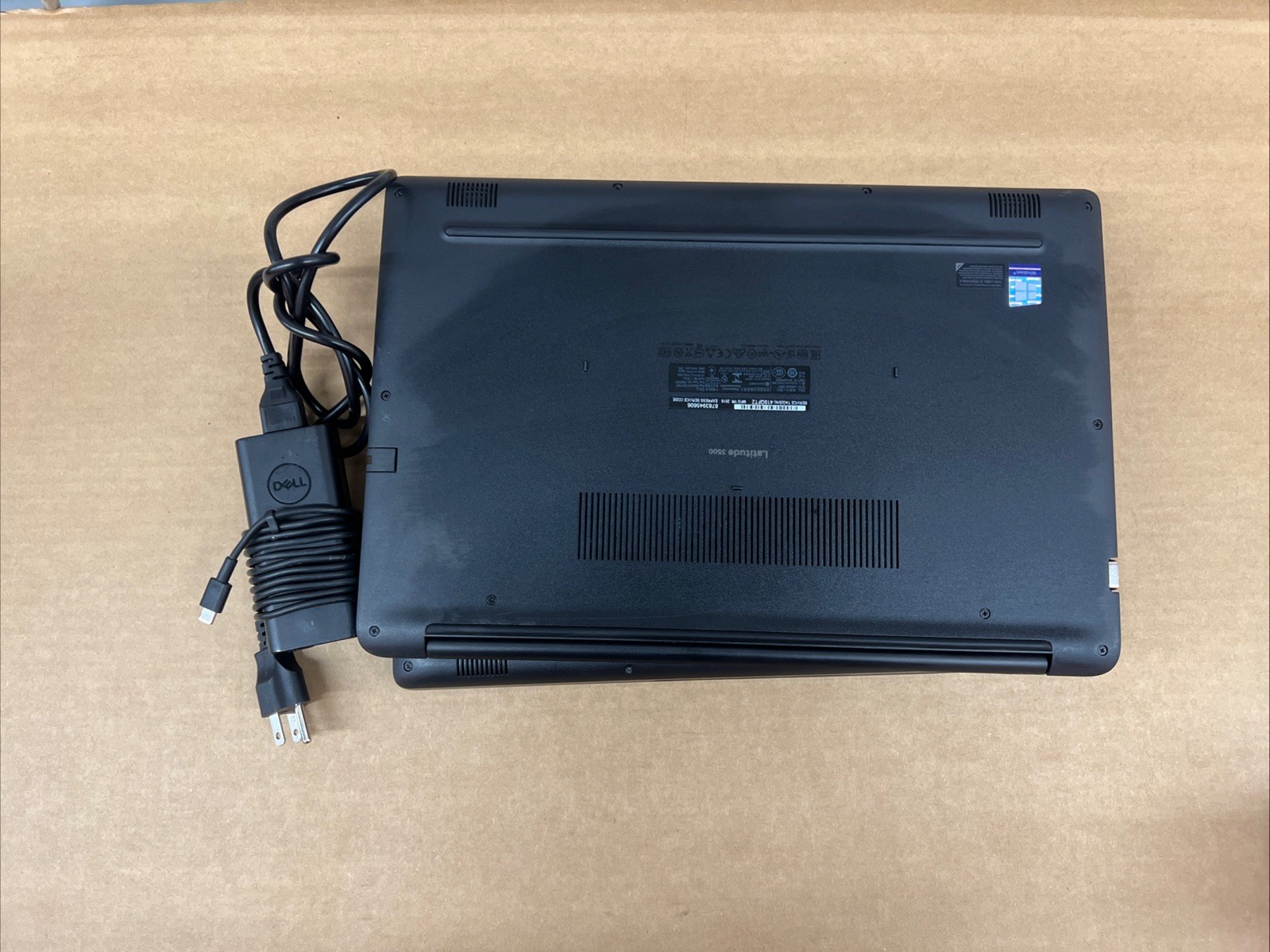Lot Of 2 Dell Latitude 3500 15.6” i5-8265U 1.60GHz 8GB DDR4 256GB