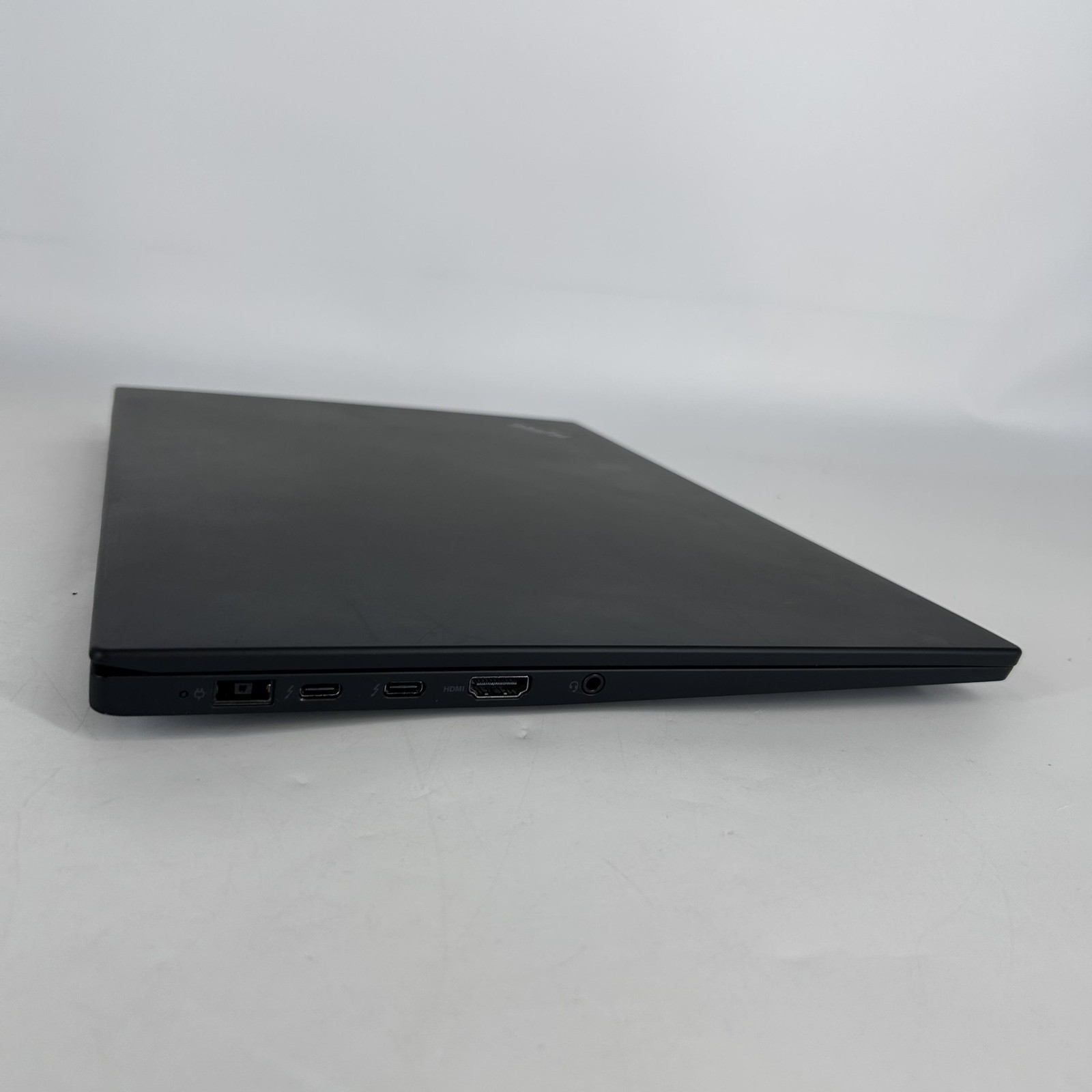 Lenovo ThinkPad P1 Gen 3 15 FHD i7-10850H 2.70GHz 32GB 512GB Quadro T2000 Max-Q