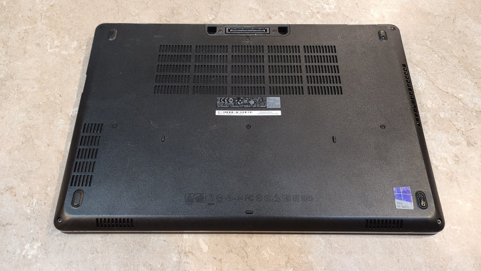 DELL LATITUDE E5570 15.6″ FHD INTEL CORE I5-6300U 256GB SSD 16GB RAM HDMI WIN11