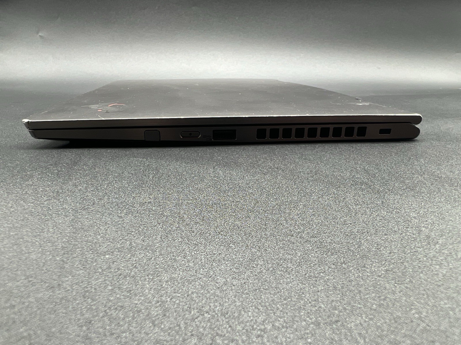 Lenovo ThinkPad X1 Yoga Gen 5 Intel i7-10510U 1.80GHz 8GB RAM 512GB M.2 W11P TS