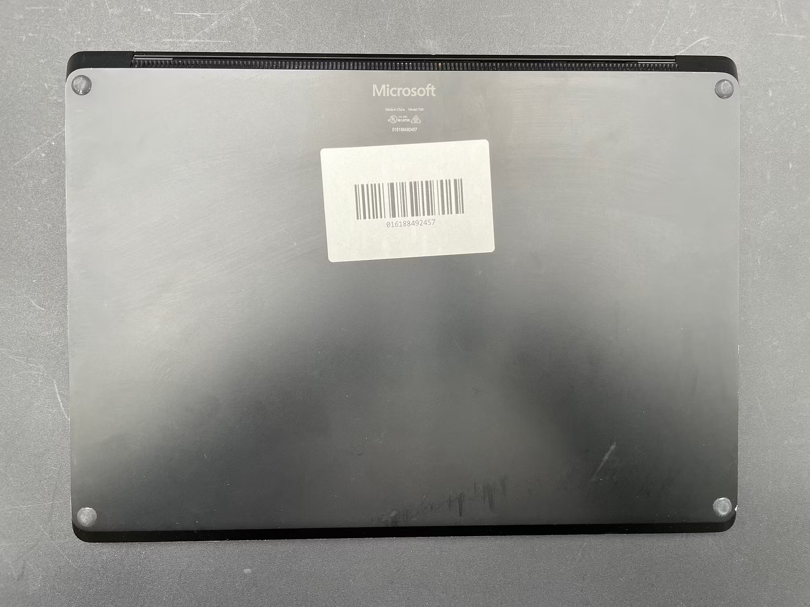 Microsoft Surface Laptop 2 Used 13.5″ (i7-8650U-16GB-512GB NVMe)