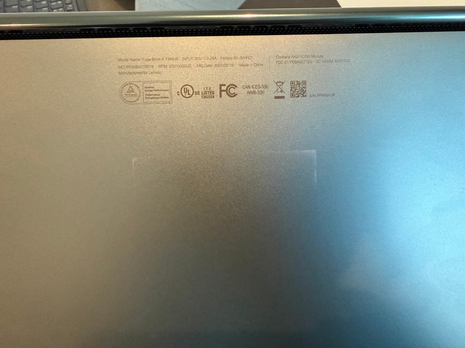 Lenovo Yoga Book 9i 13.3″ 2.8K Dual OLED Touch (Ultra 7 155U, 16GB/1TB SSD) #9