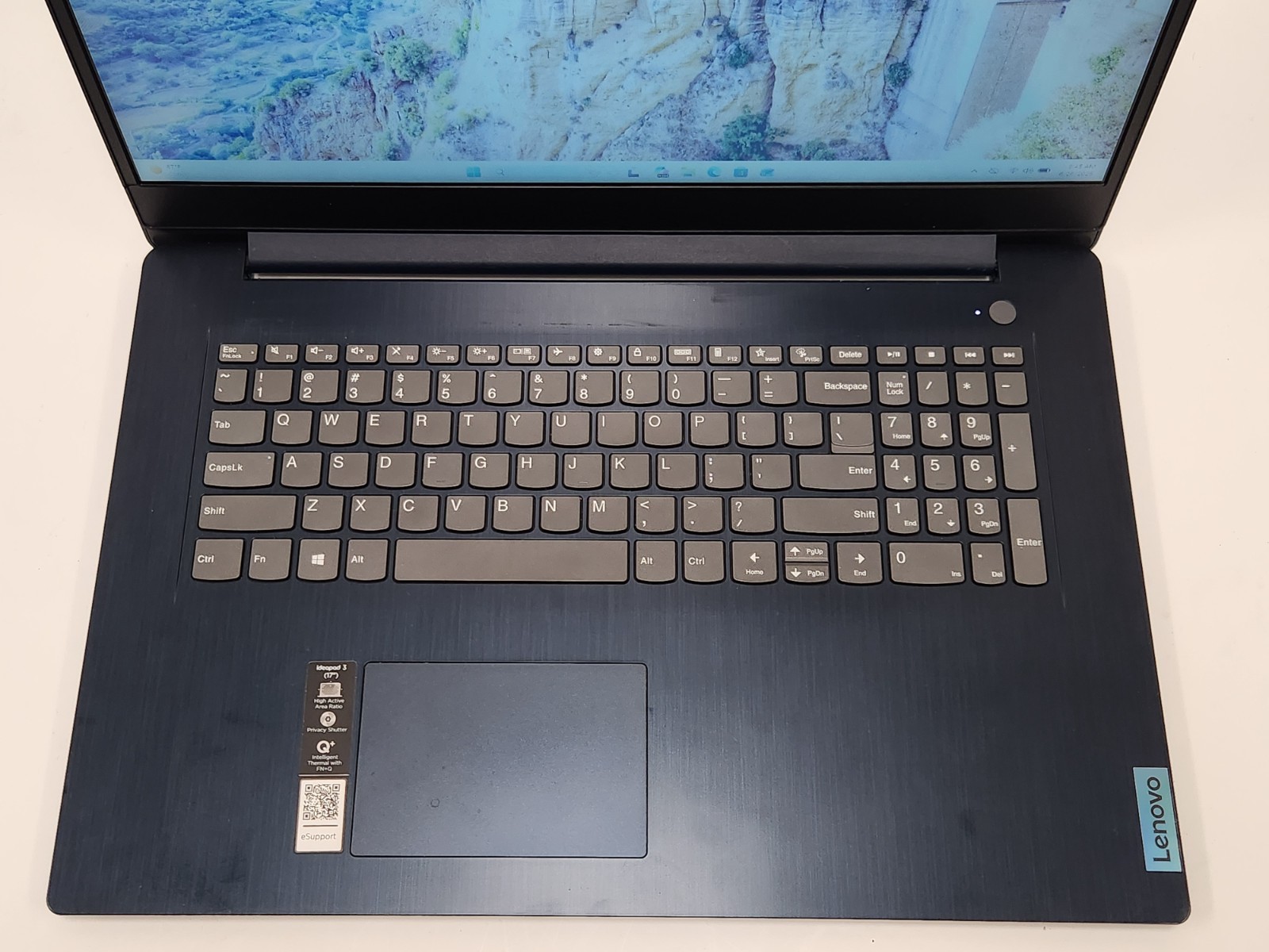 Lenovo Ideapad 3 17ITL6 17″ Laptop i5-1135G7 2.4GHz 20GB RAM 256GB SSD W11P