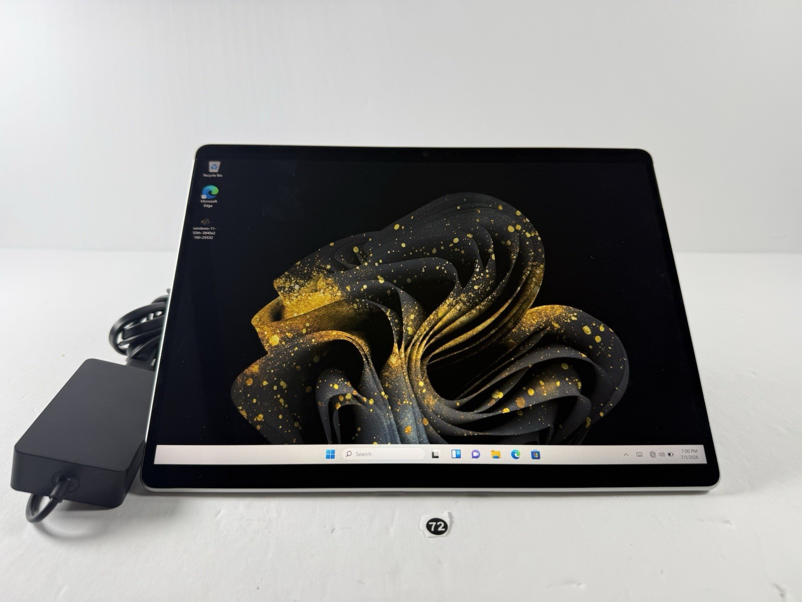 Microsoft Surface Pro 8 (1982) i5-1145G7 – 16GB RAM – 256GB 120Hz – Win 11 Pro