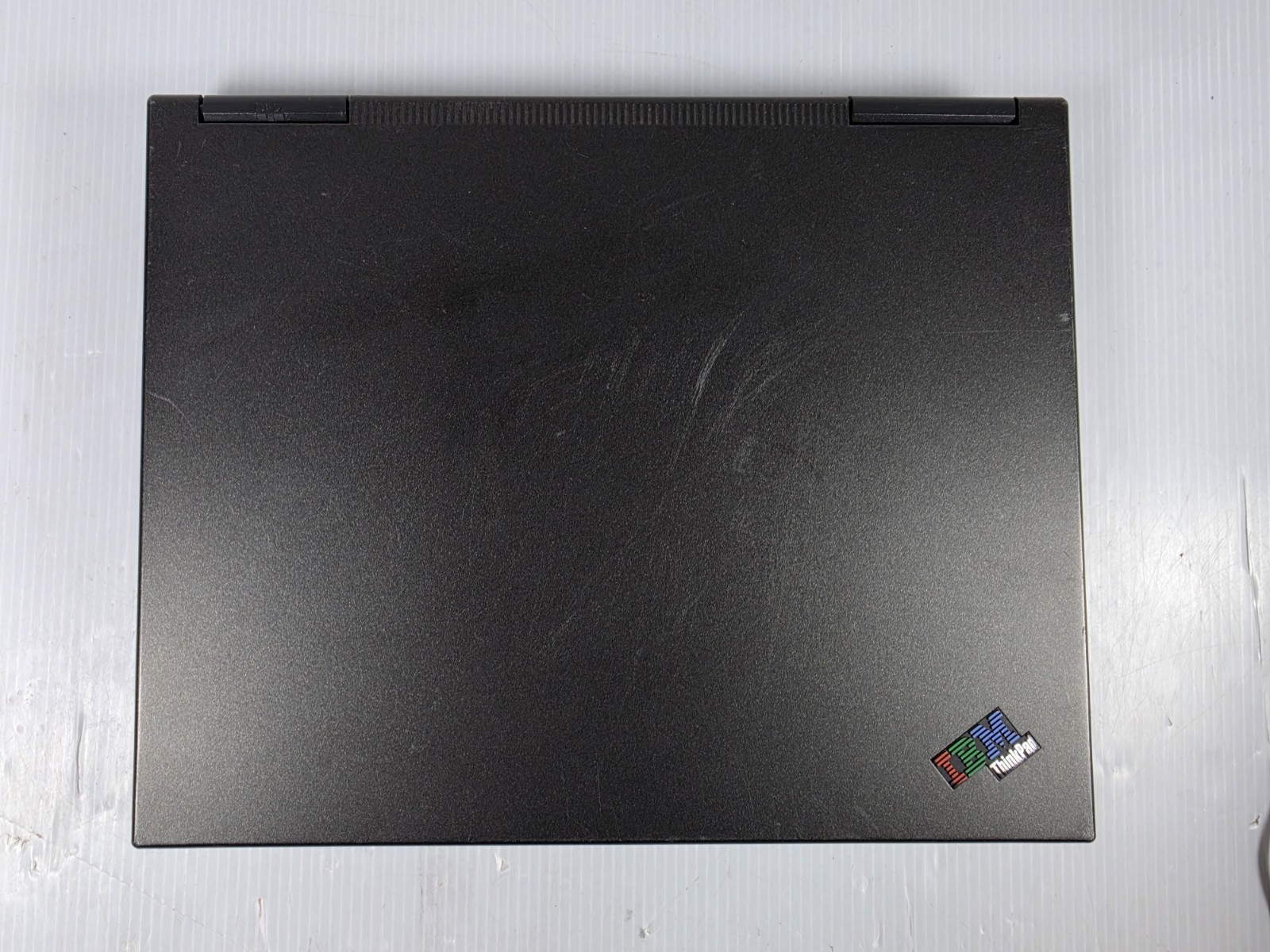 VINTAGE IBM ThinkPad 570 Type 2644 13″ Laptop Intel Pentium READ