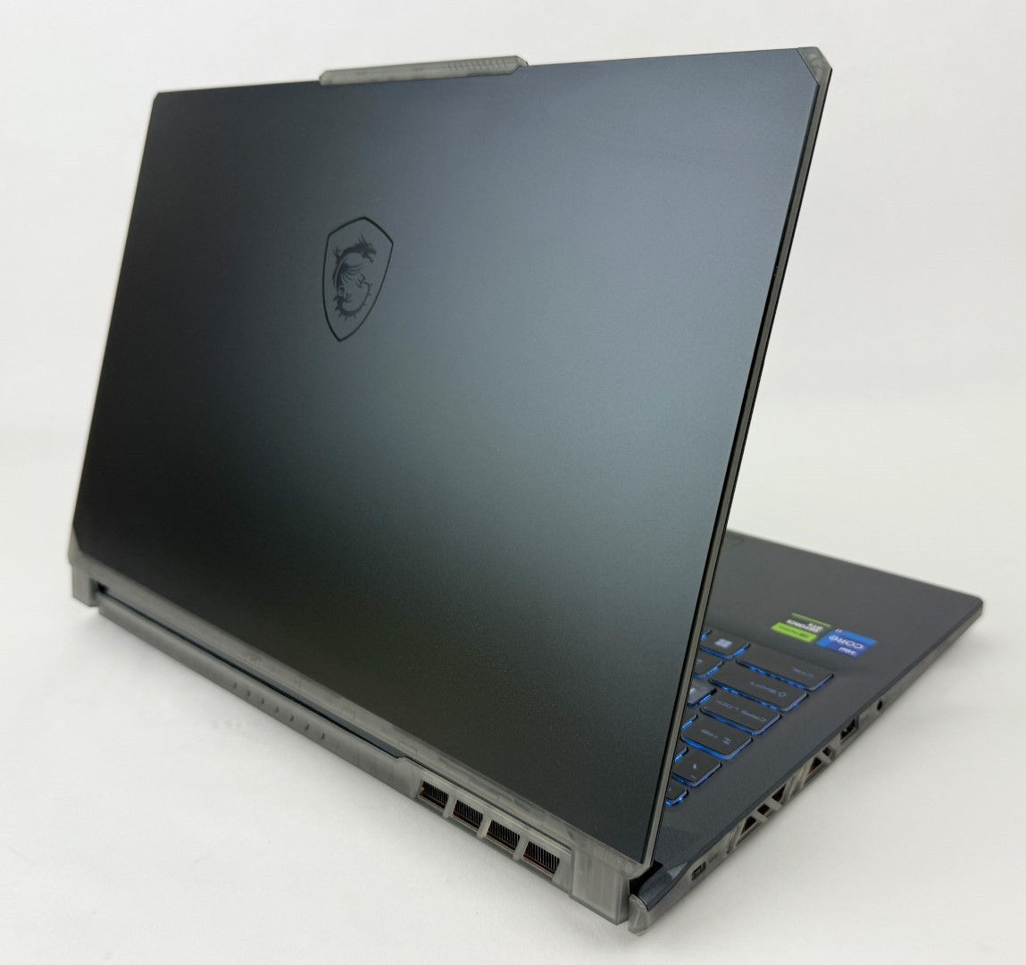 MSI Cyborg 15 15.6″ FHD 144Hz i7-13620H 16GB 512GBB SSD RTX 4050 W11H