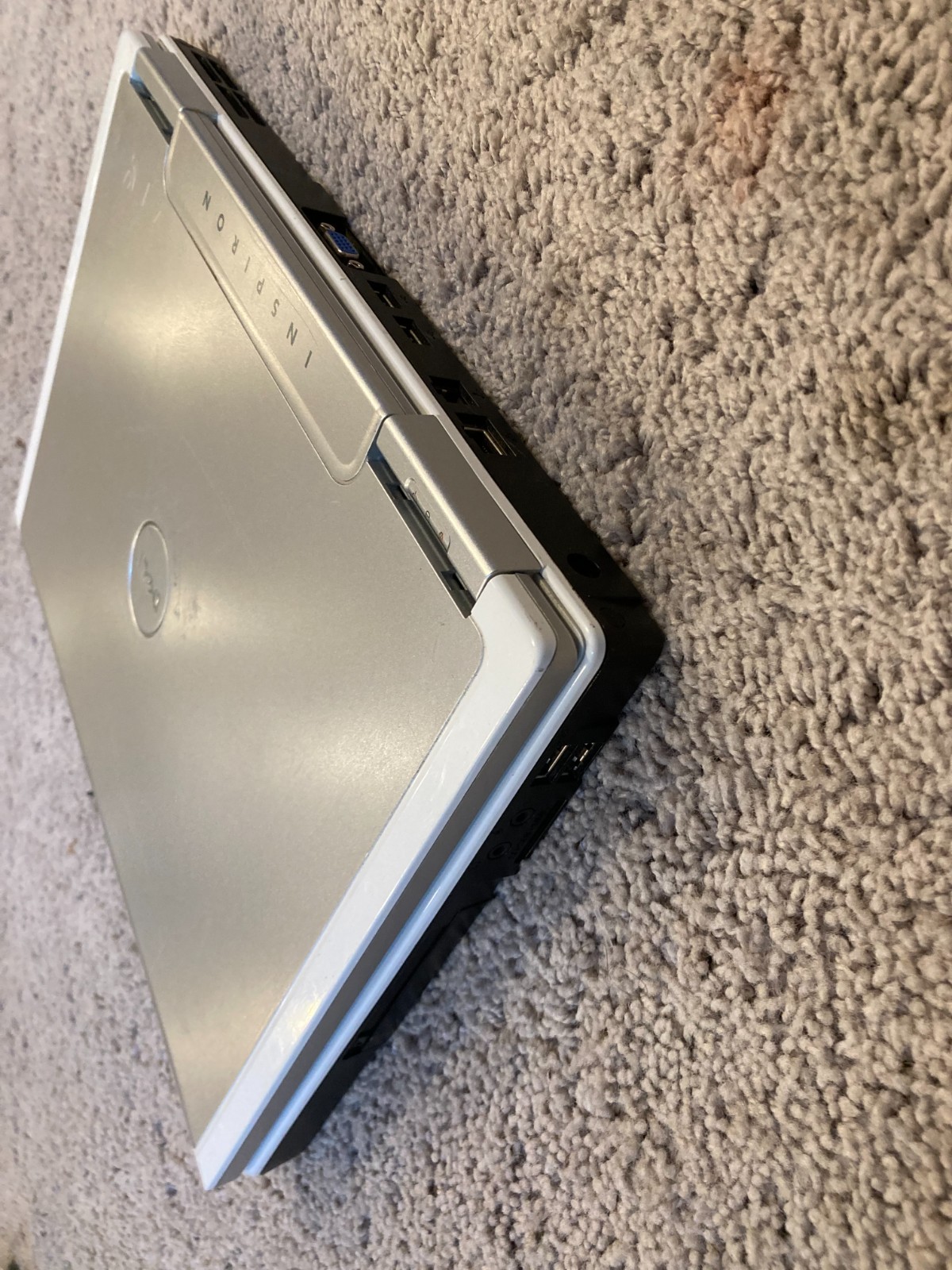 Dell Inspiron 1501 AMD Turion 64 1GB RAM 74GB HDD Linux