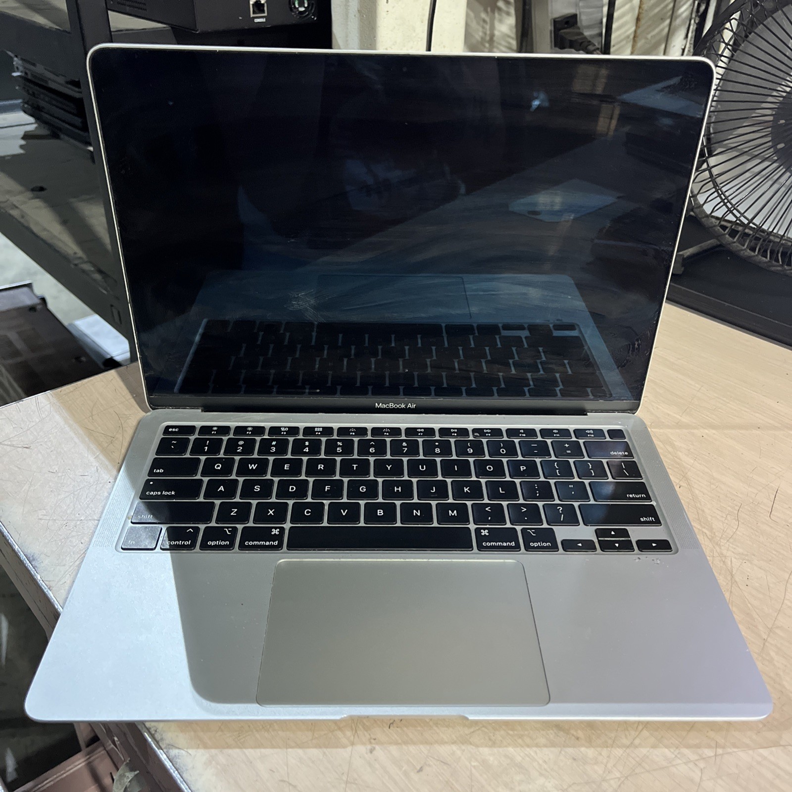 APPLE MACBOOK AIR 13″ SCISSOR,2020 CORE I3-1000NG4 1.1GHZ 8GB RAM 256SSD